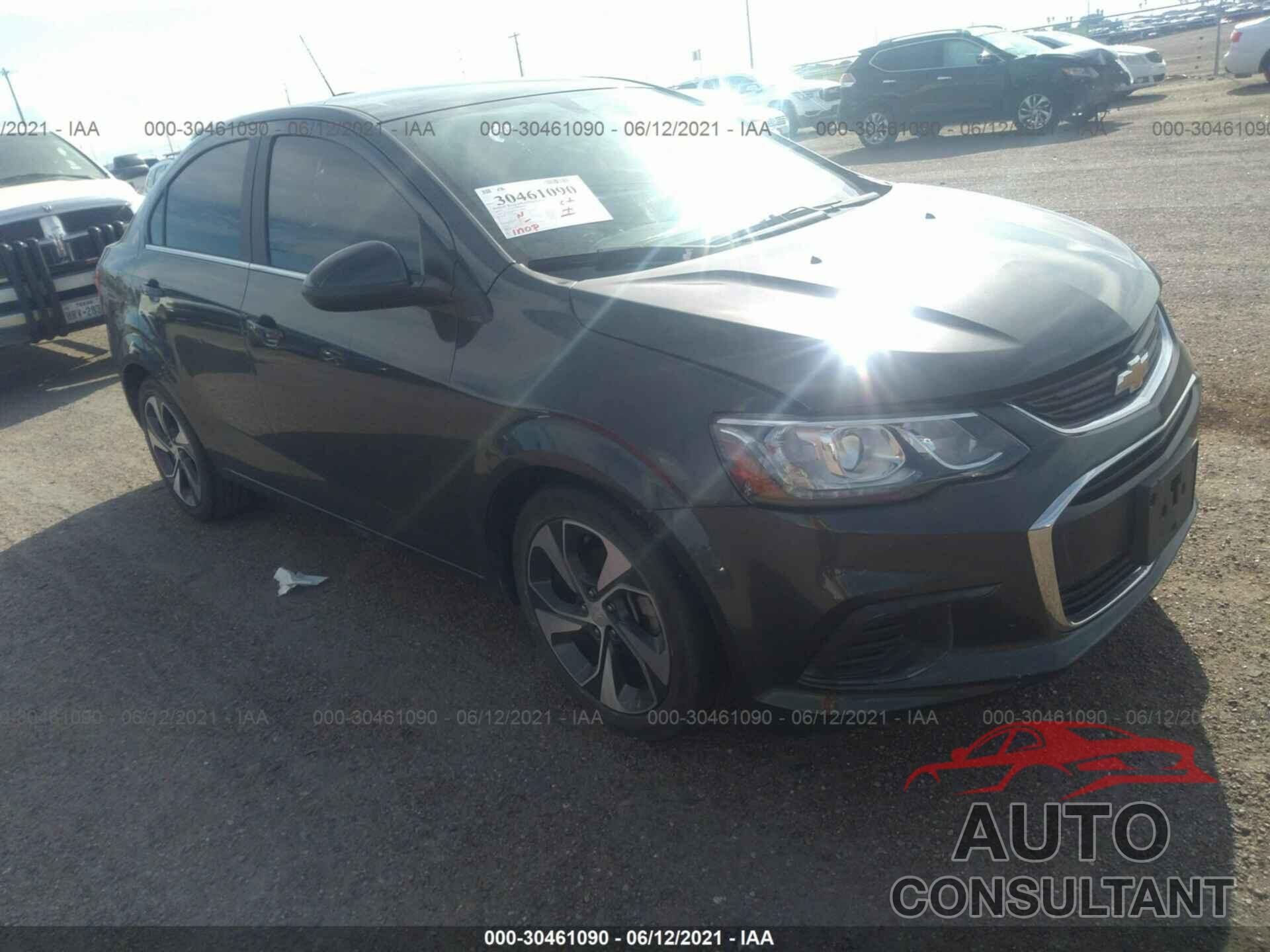 CHEVROLET SONIC 2017 - 1G1JF5SB9H4124828