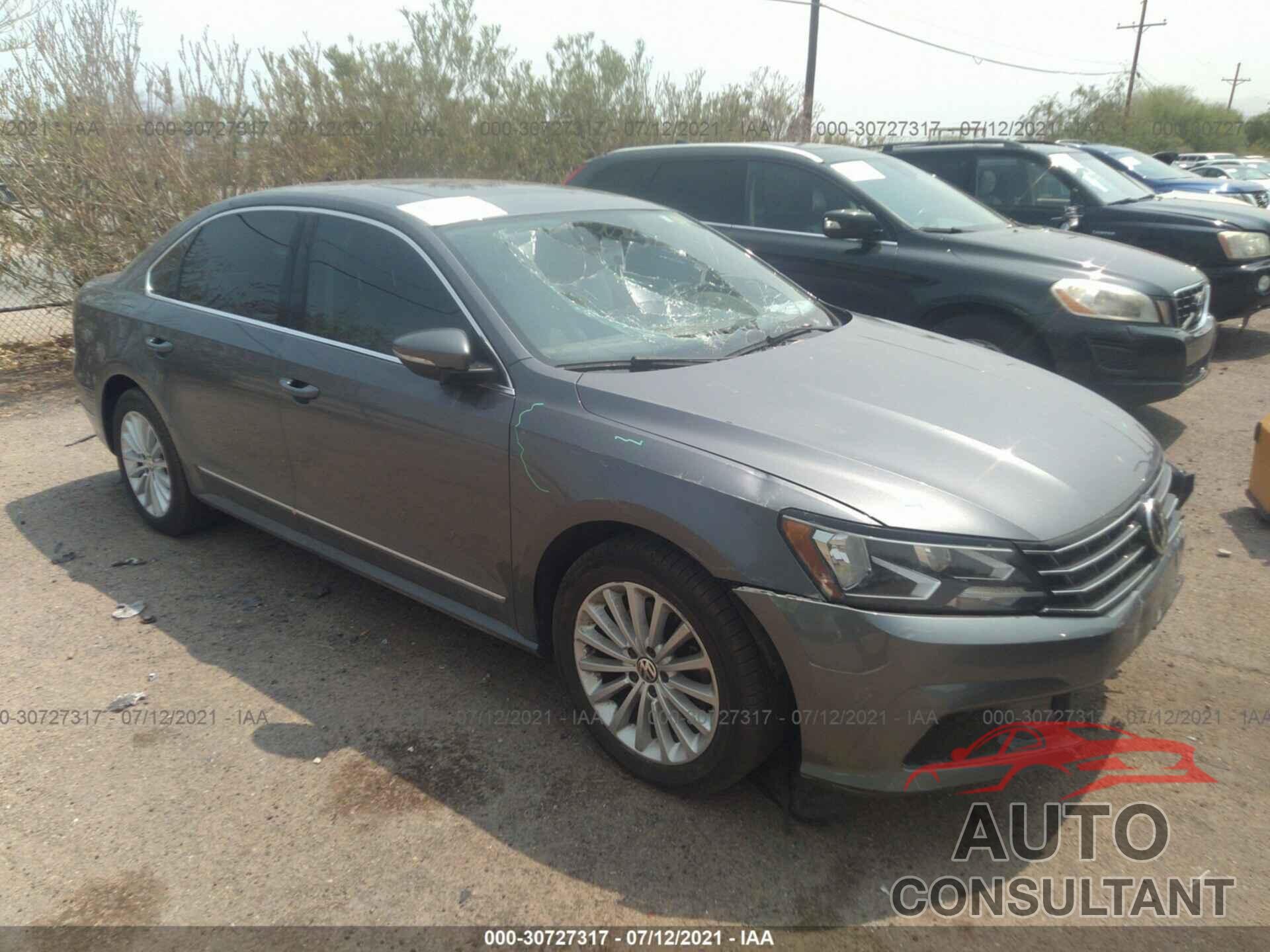 VOLKSWAGEN PASSAT 2016 - 1VWBT7A31GC015050