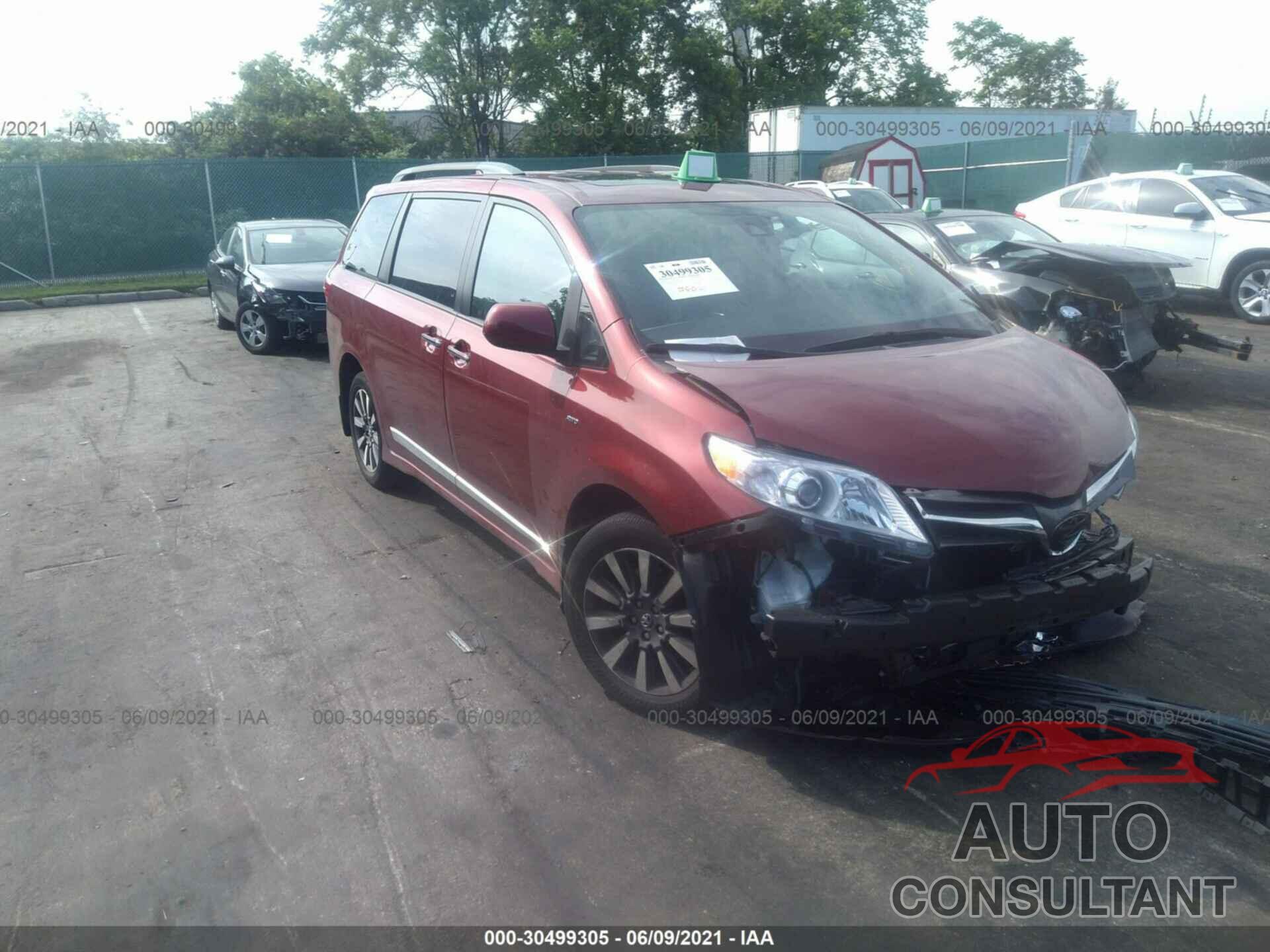 TOYOTA SIENNA 2018 - 5TDDZ3DC7JS202670