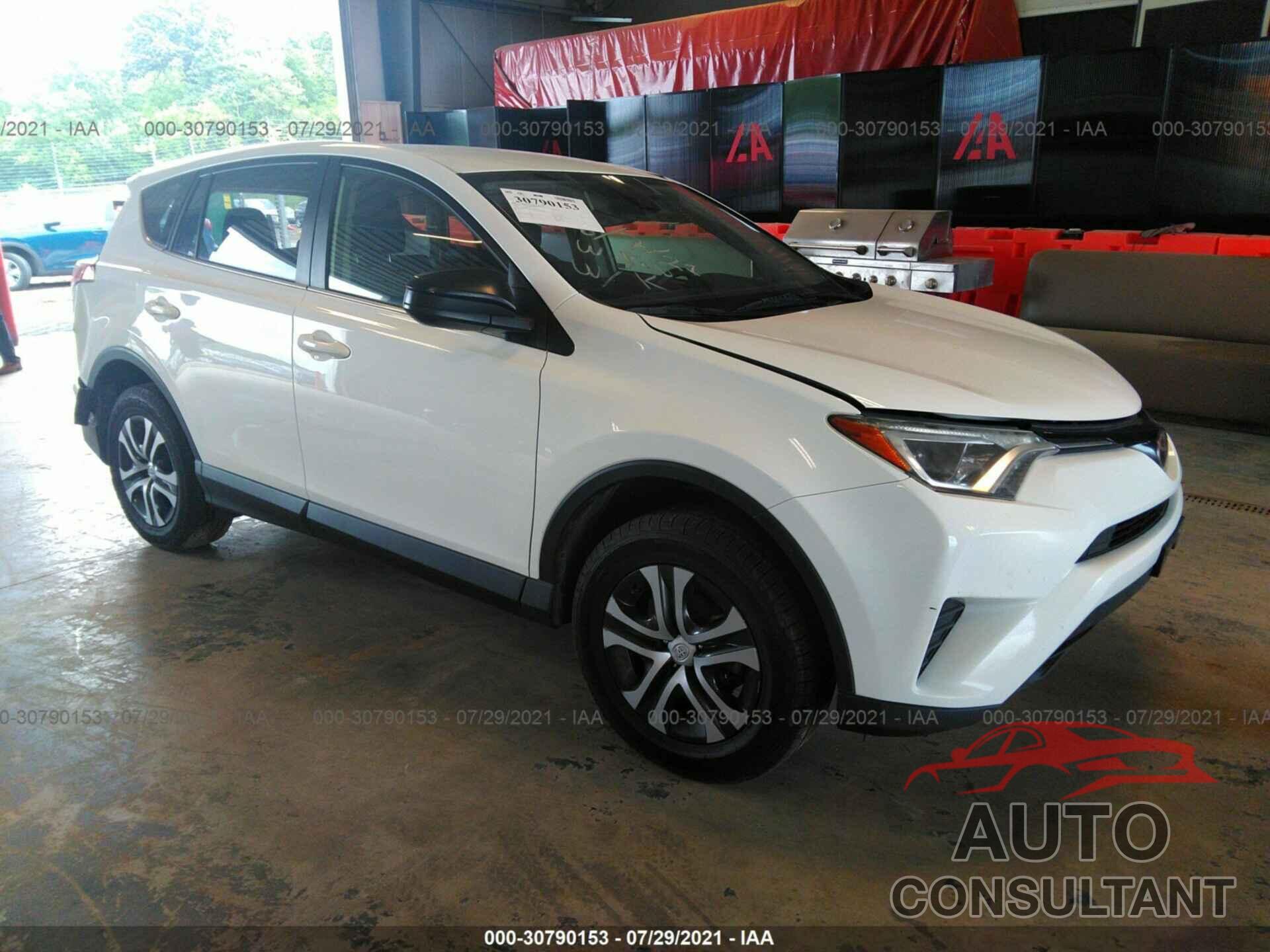 TOYOTA RAV4 2018 - JTMZFREV0JD111267