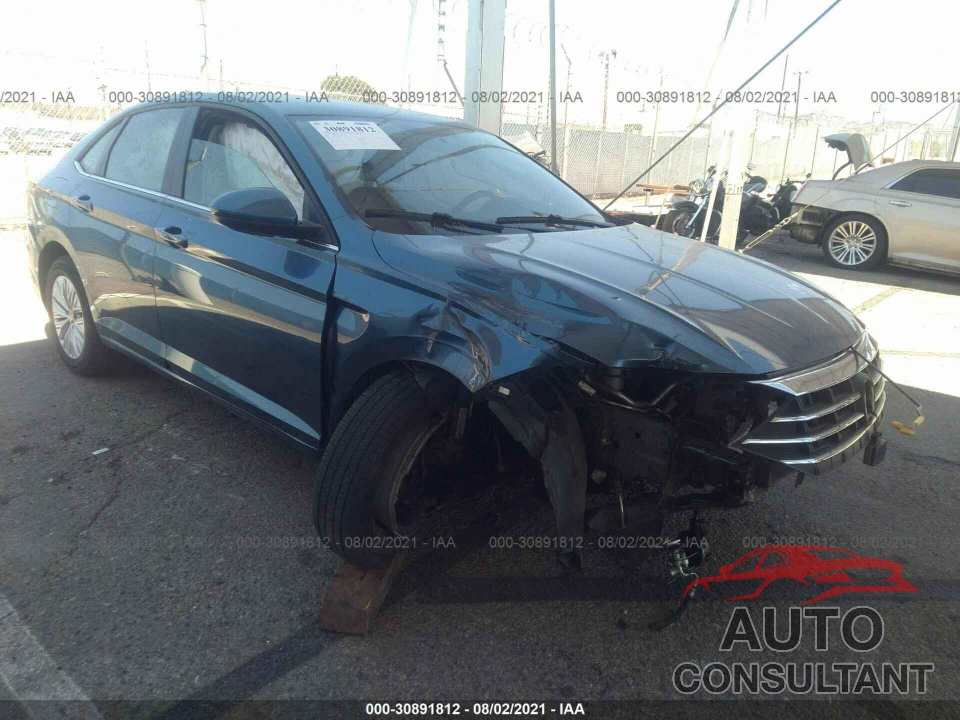 VOLKSWAGEN JETTA 2019 - 3VWC57BU8KM033185