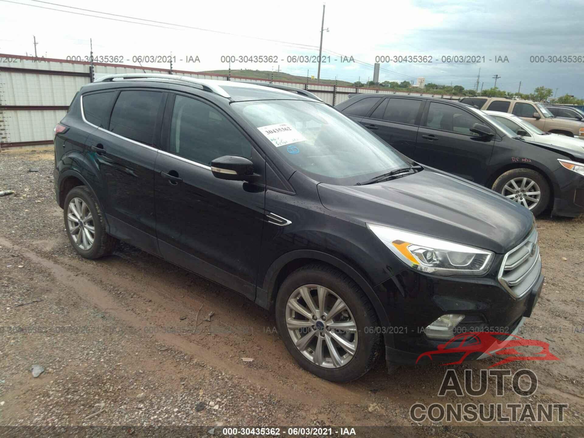 FORD ESCAPE 2017 - 1FMCU9JD6HUC90106
