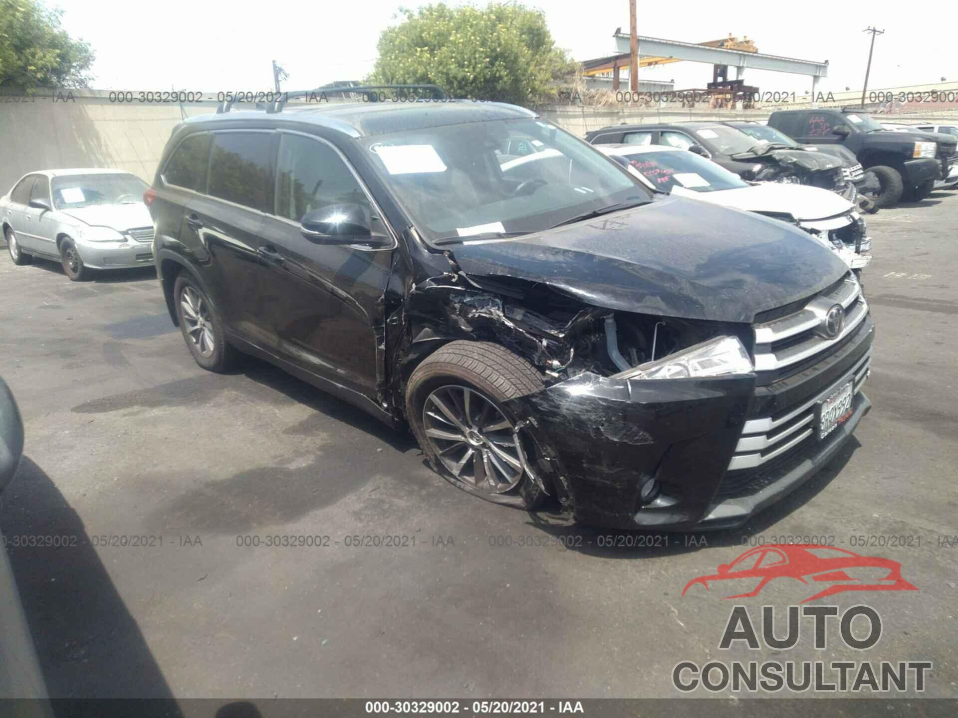TOYOTA HIGHLANDER 2019 - 5TDKZRFH5KS563450