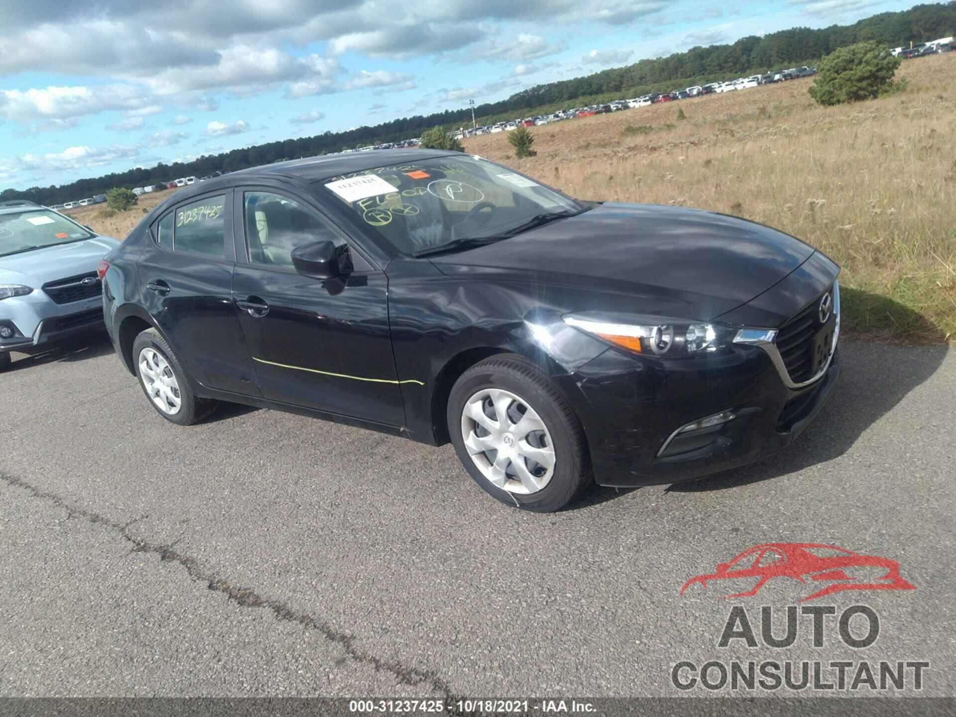 MAZDA MAZDA3 4-DOOR 2018 - 3MZBN1U7XJM232267