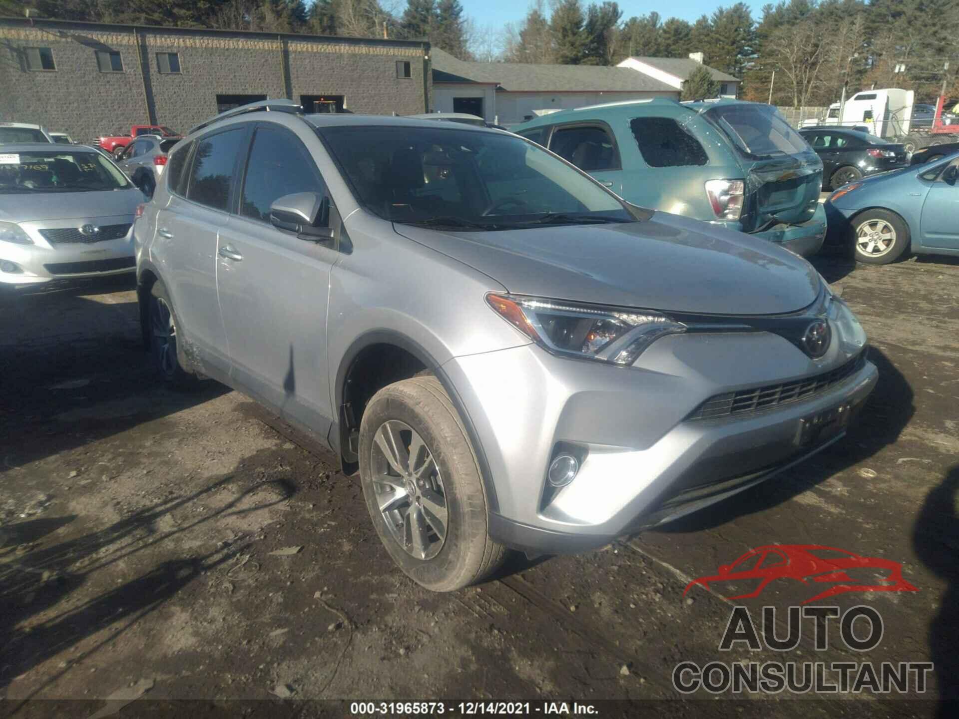 TOYOTA RAV4 2017 - 2T3RFREV5HW677521