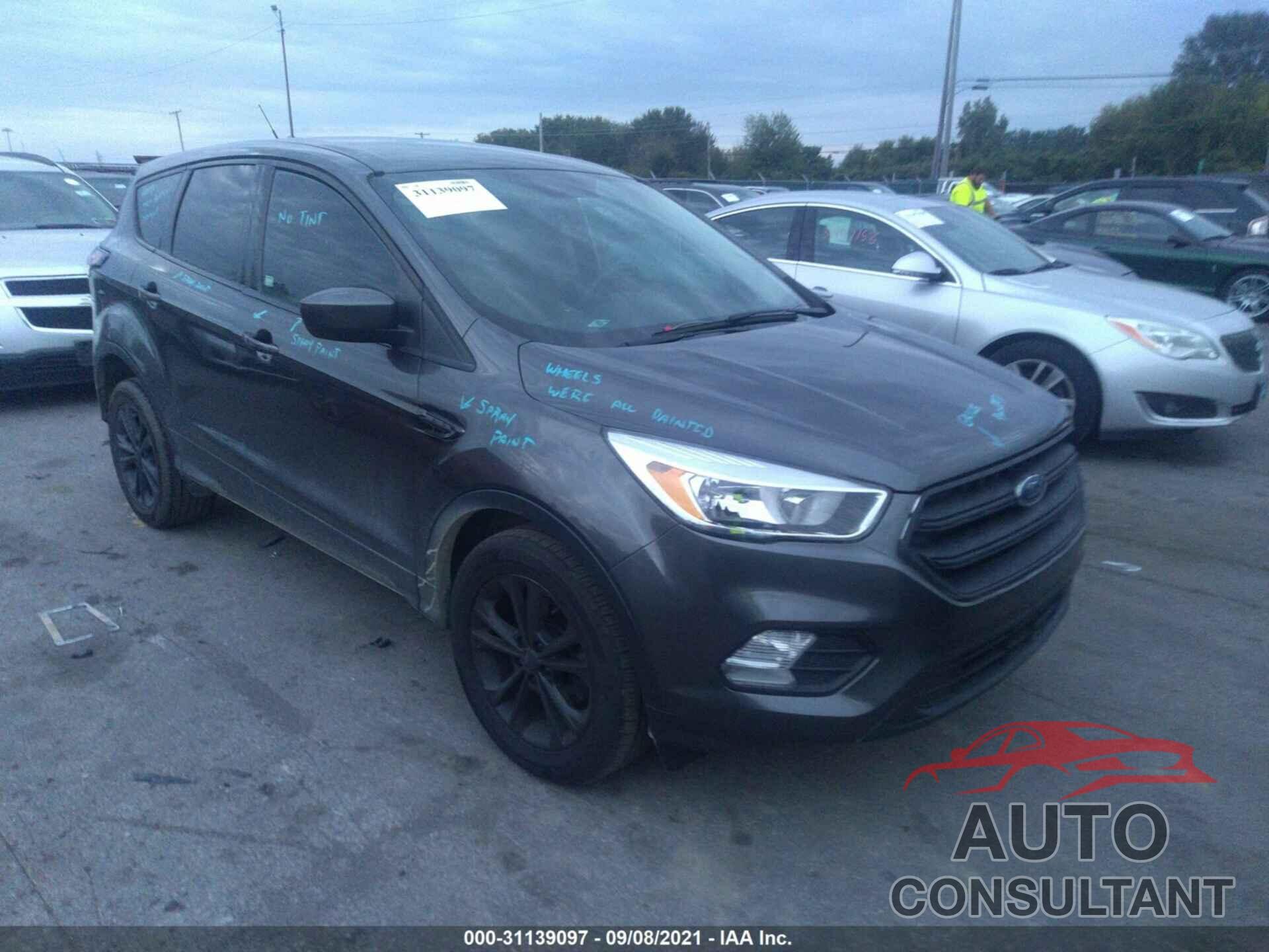 FORD ESCAPE 2017 - 1FMCU0GD9HUB72909