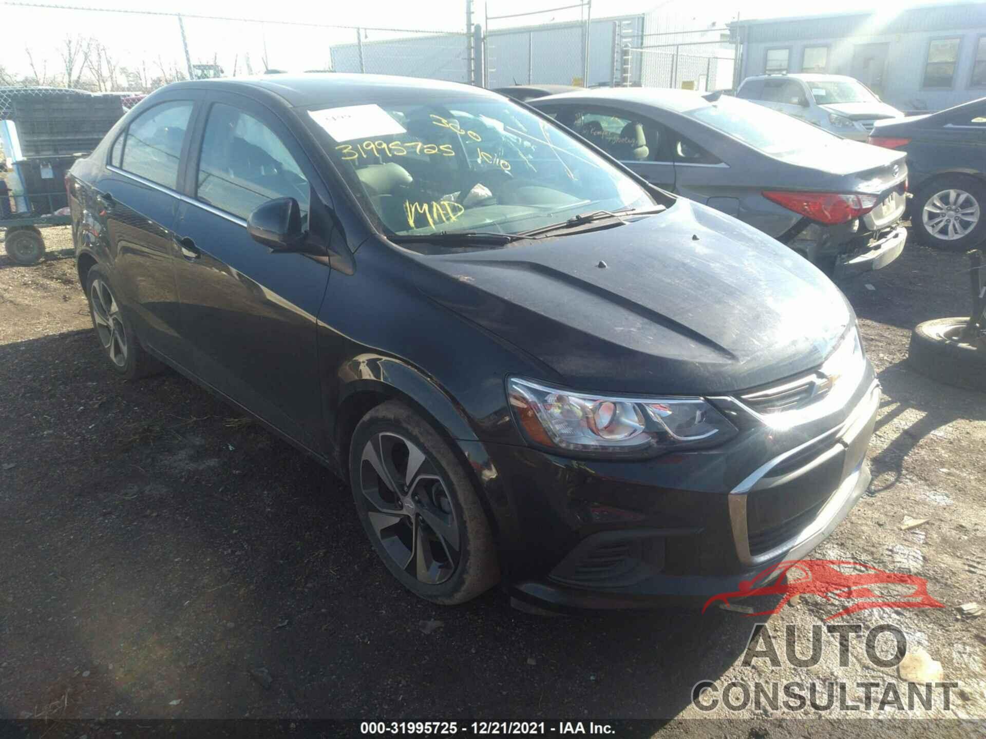 CHEVROLET SONIC 2017 - 1G1JF5SB2H4113881