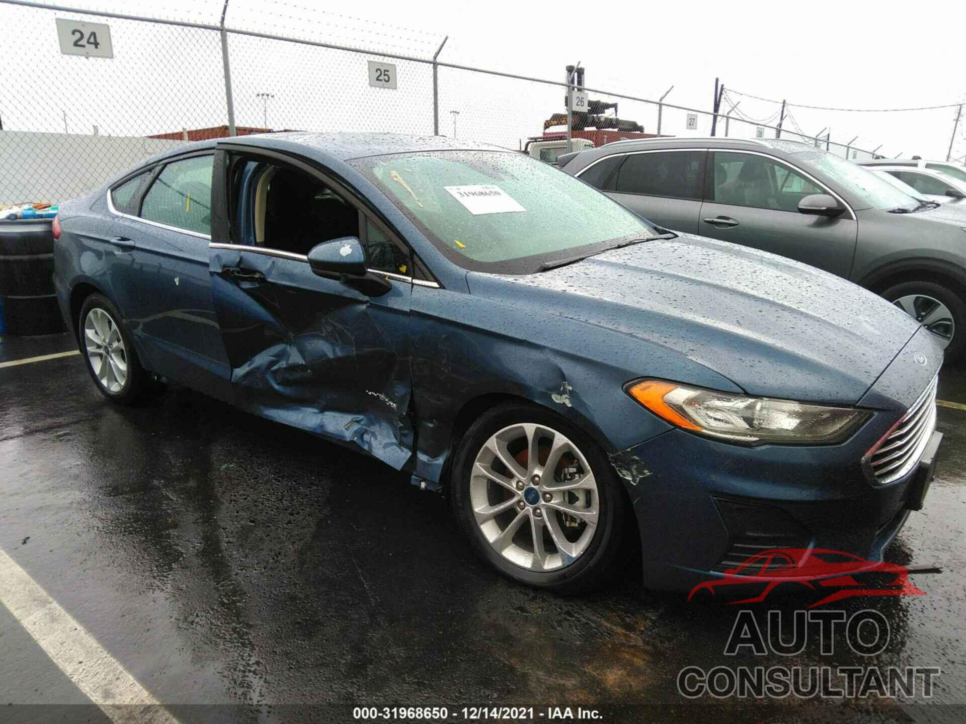 FORD FUSION HYBRID 2019 - 3FA6P0LUXKR103861