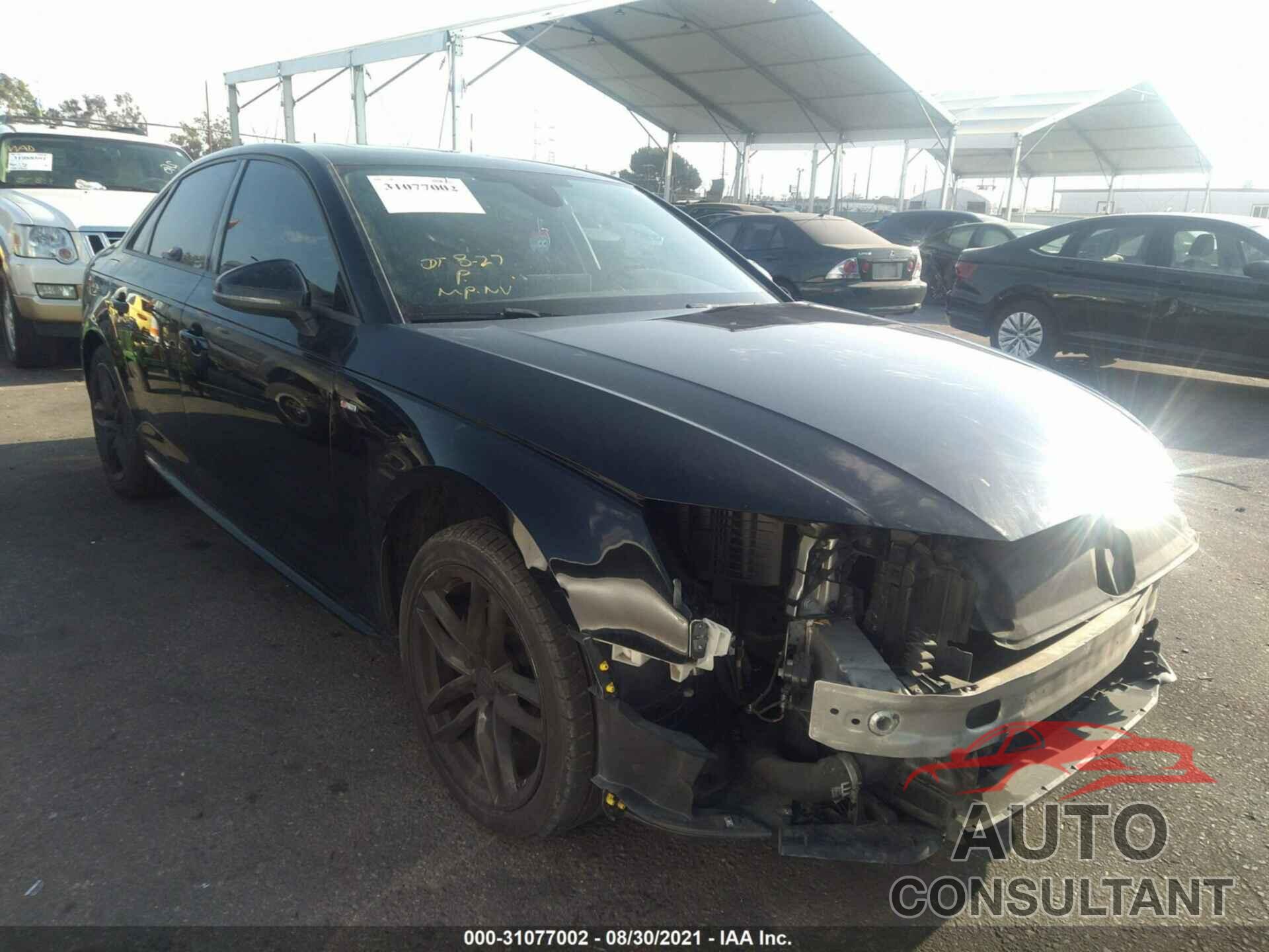 AUDI A4 2017 - WAUKMAF44HN043958