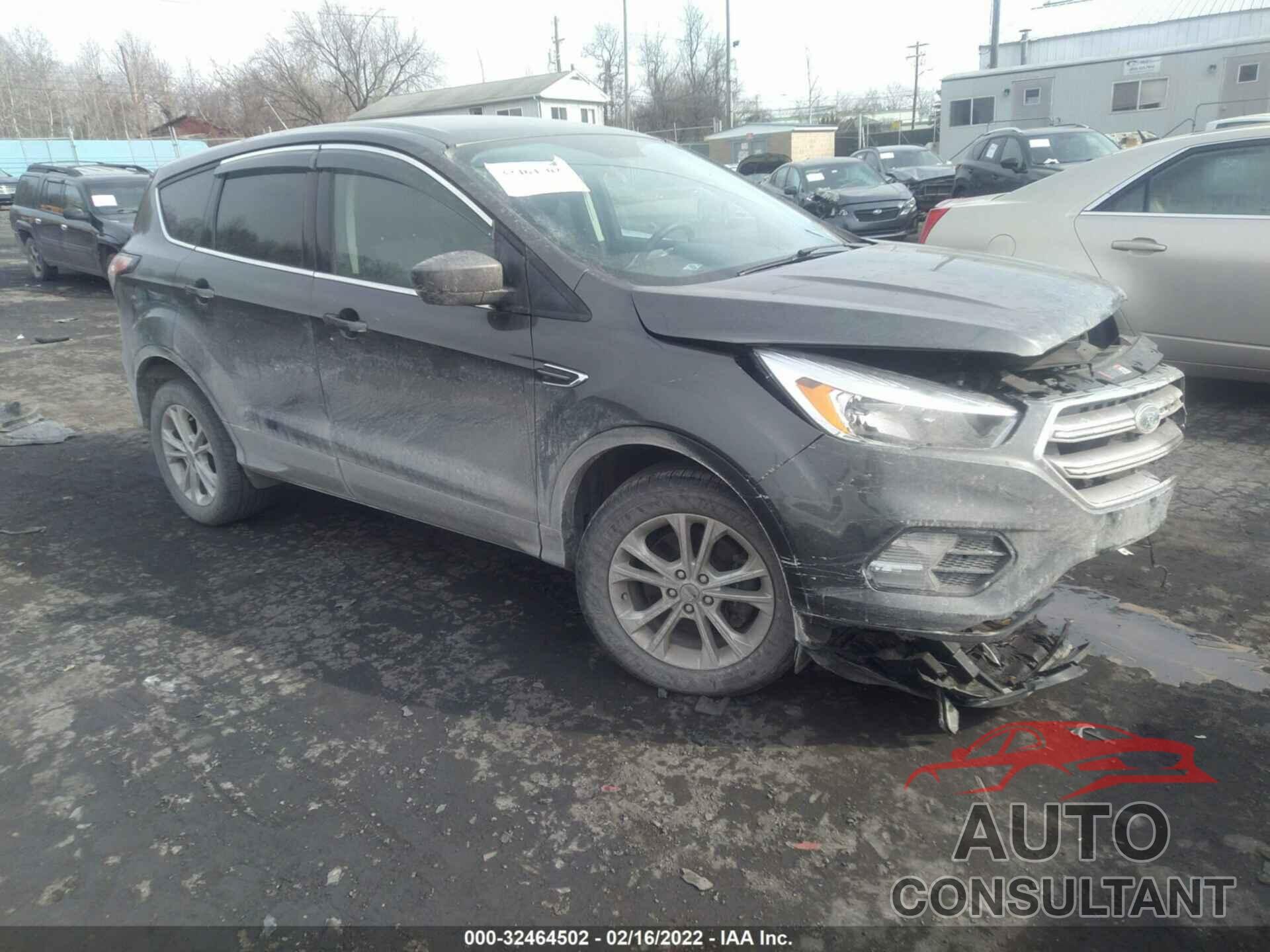 FORD ESCAPE 2017 - 1FMCU9GD8HUB94808