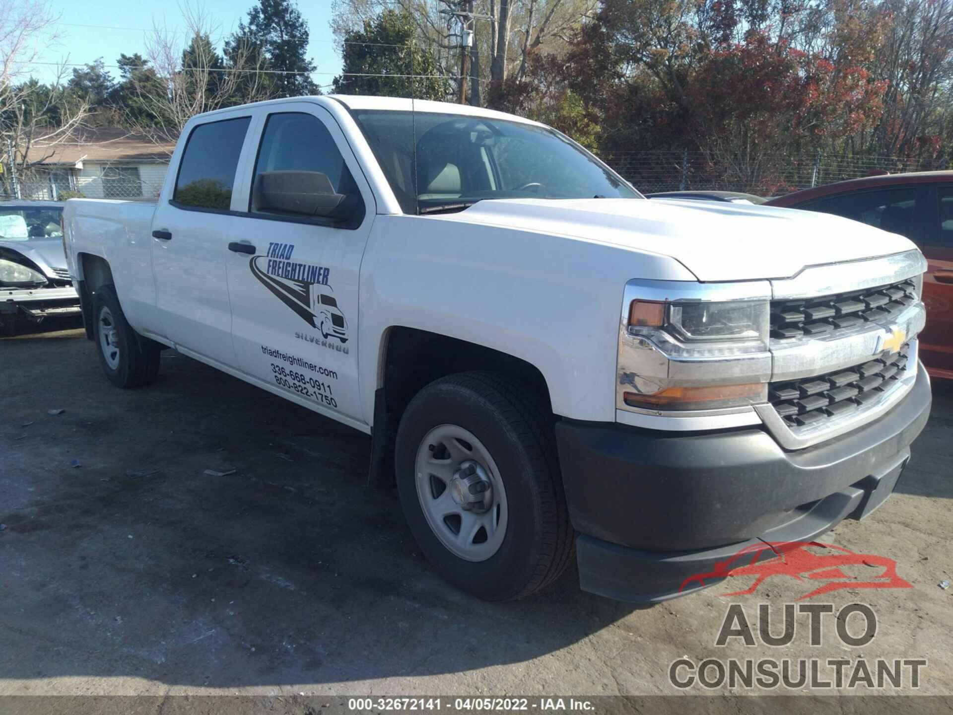 CHEVROLET SILVERADO 1500 2018 - 3GCPCNEC2JG495241
