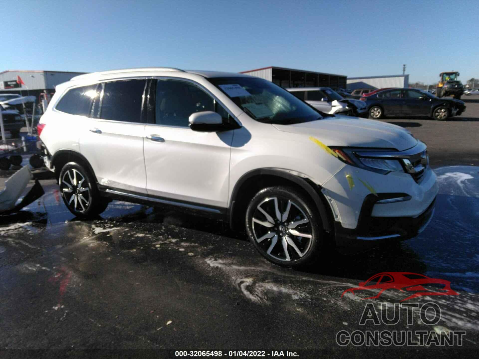 HONDA PILOT 2019 - 5FNYF5H64KB004967