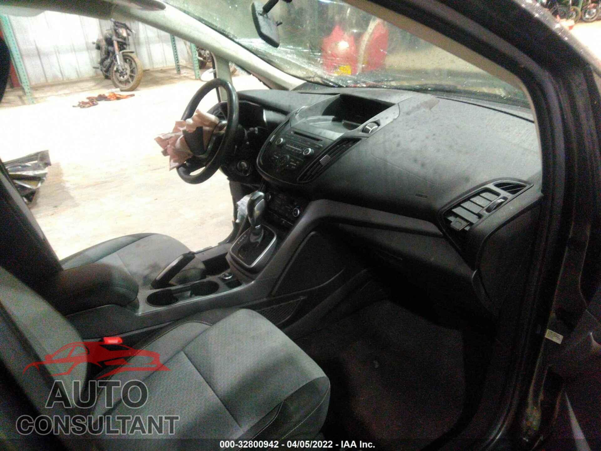 FORD C-MAX HYBRID 2017 - 1FADP5AU8HL117109