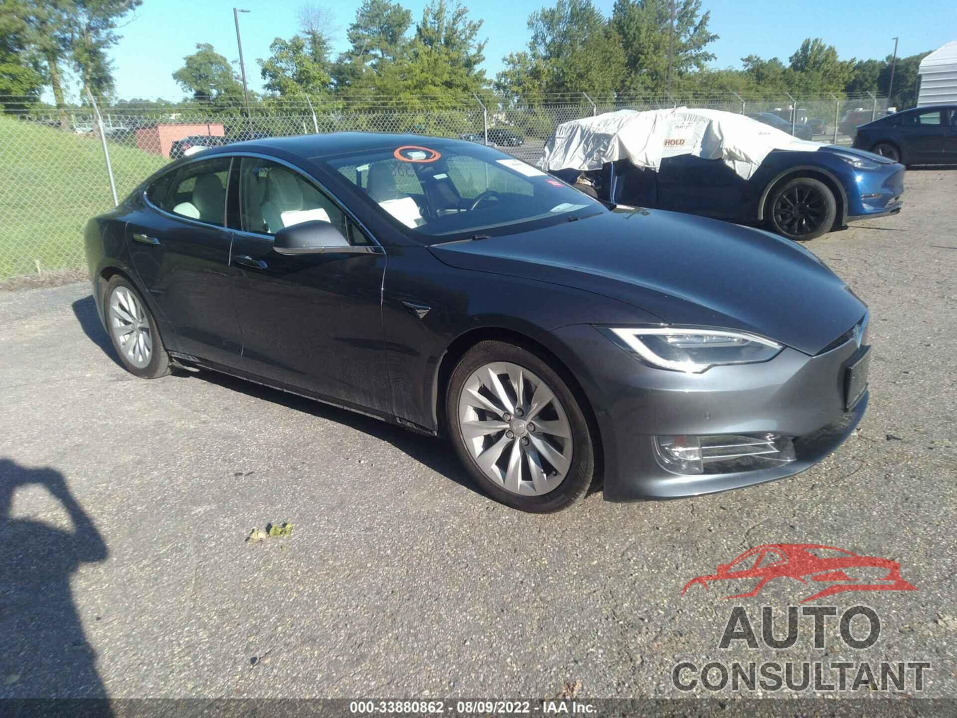 TESLA MODEL S 2017 - 5YJSA1E17HF227647