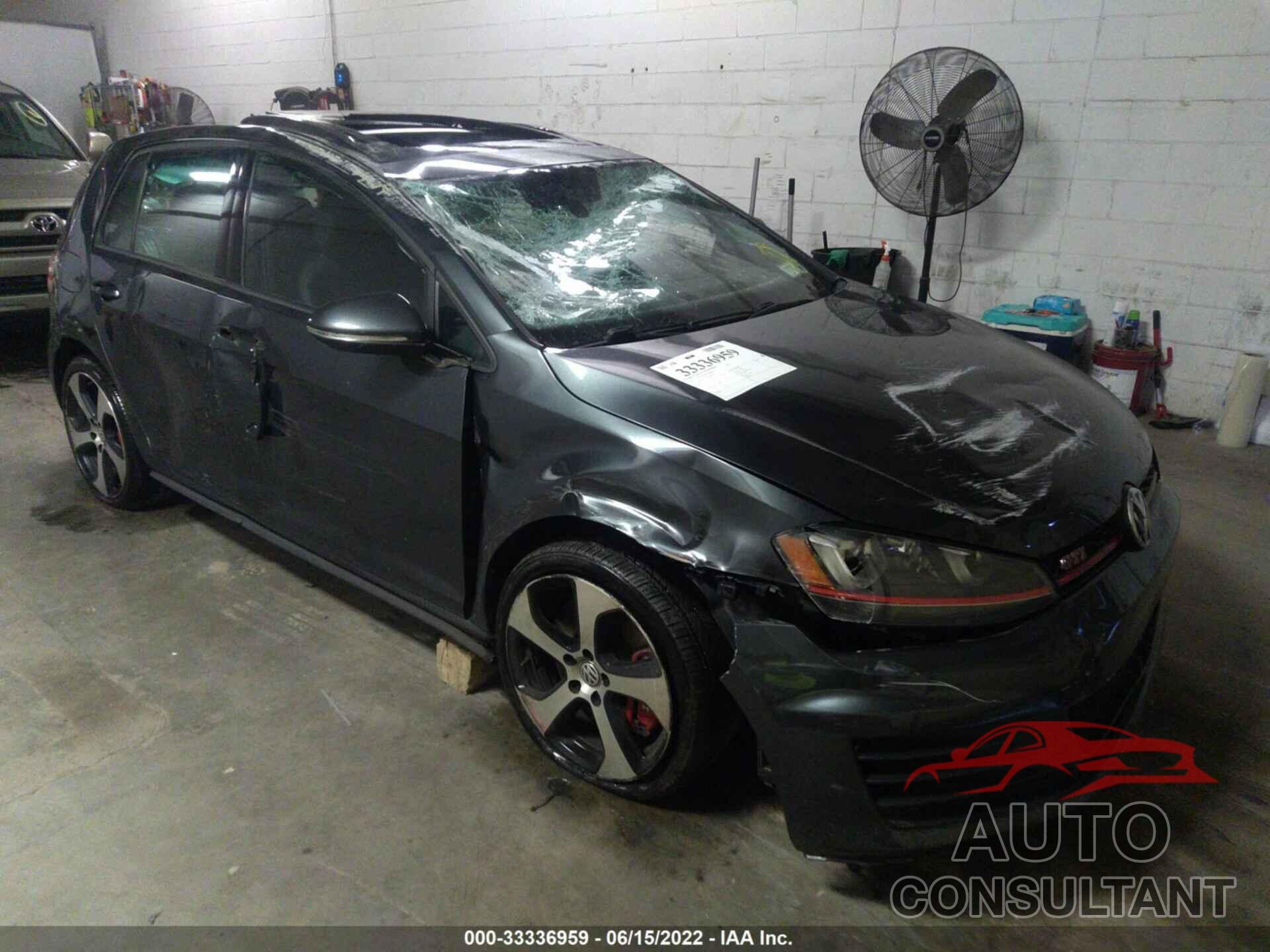 VOLKSWAGEN GOLF GTI 2017 - 3VW547AU7HM021597