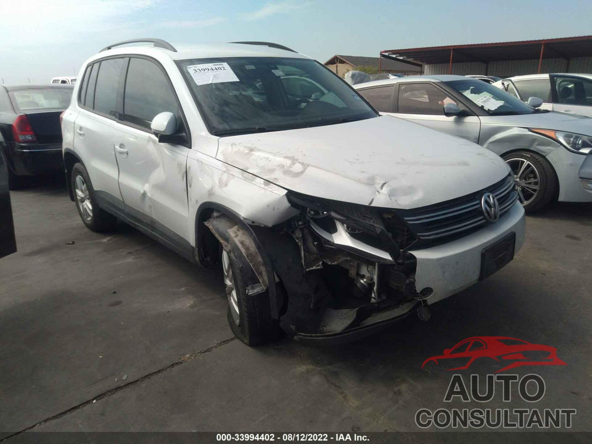 VOLKSWAGEN TIGUAN 2017 - WVGAV7AX3HK001875