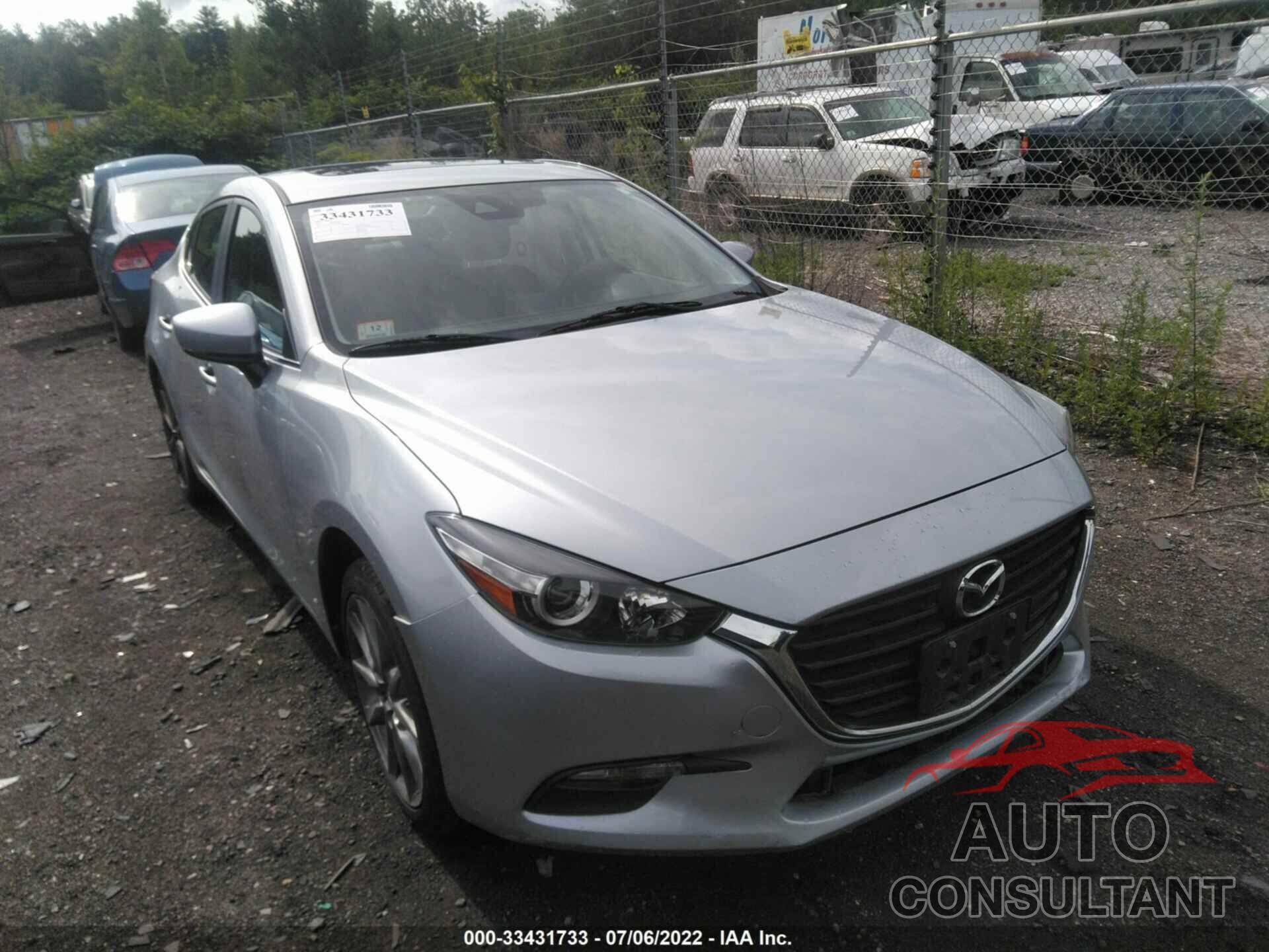 MAZDA MAZDA3 4-DOOR 2018 - 3MZBN1V3XJM173913