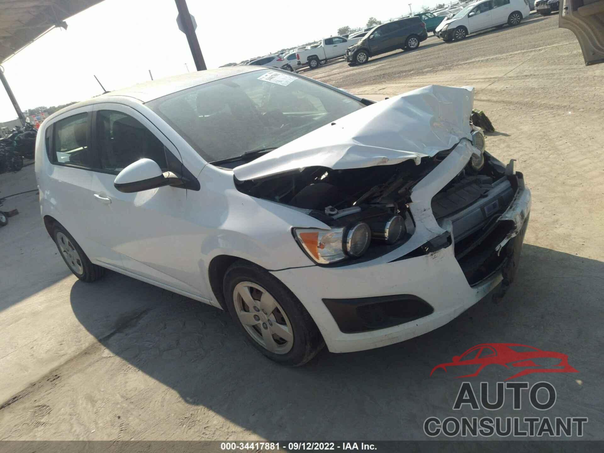 CHEVROLET SONIC 2016 - 1G1JA6SH4G4109449