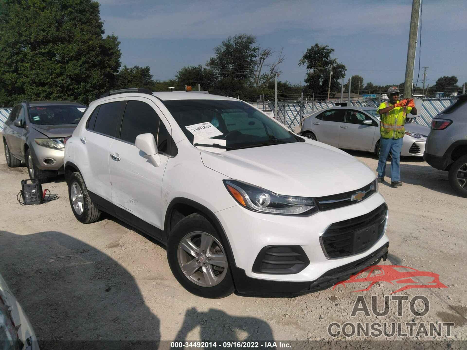 CHEVROLET TRAX 2018 - KL7CJLSB8JB651051