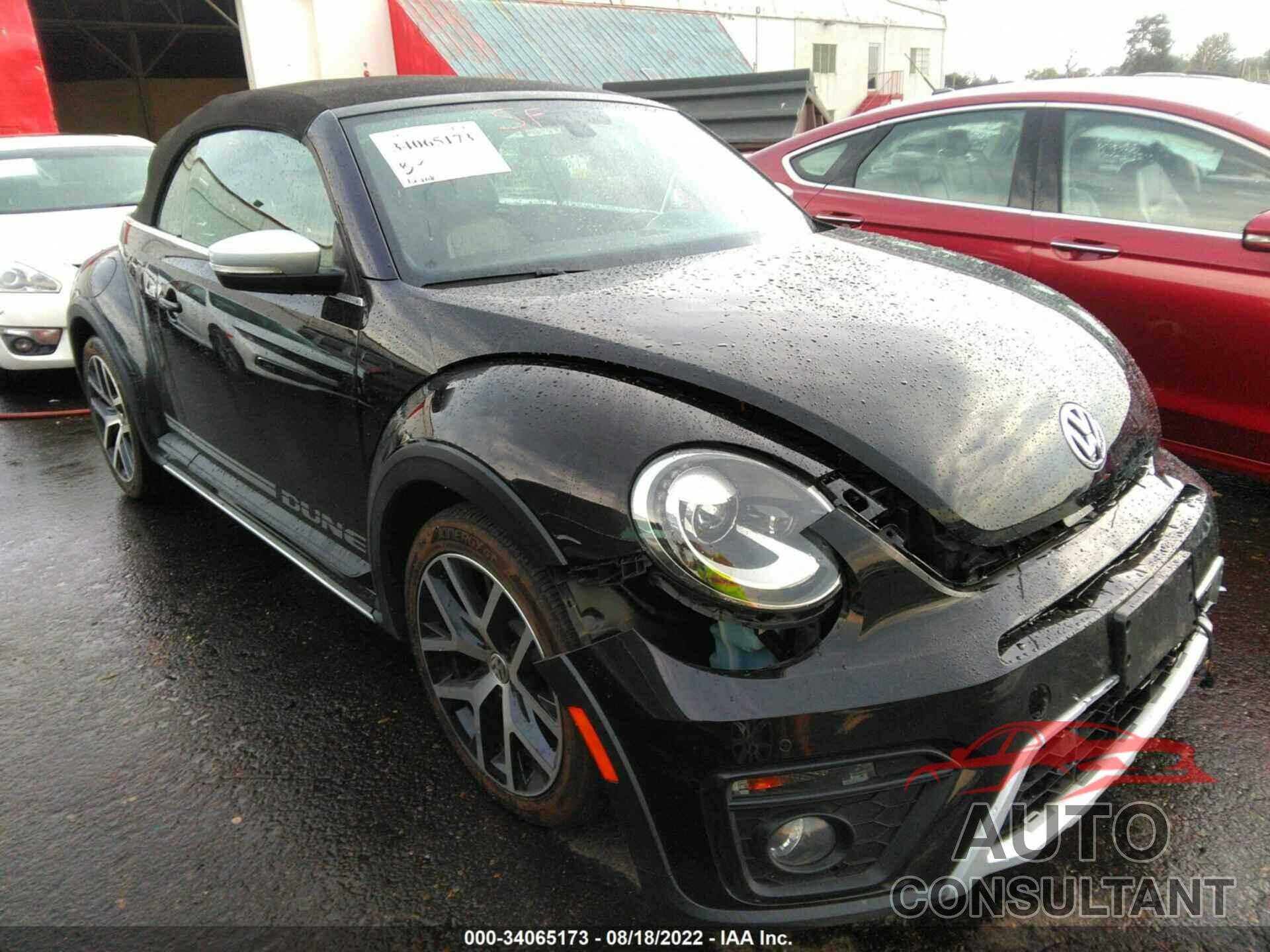 VOLKSWAGEN BEETLE CONVERTIBLE 2017 - 3VWT17AT6HM824523