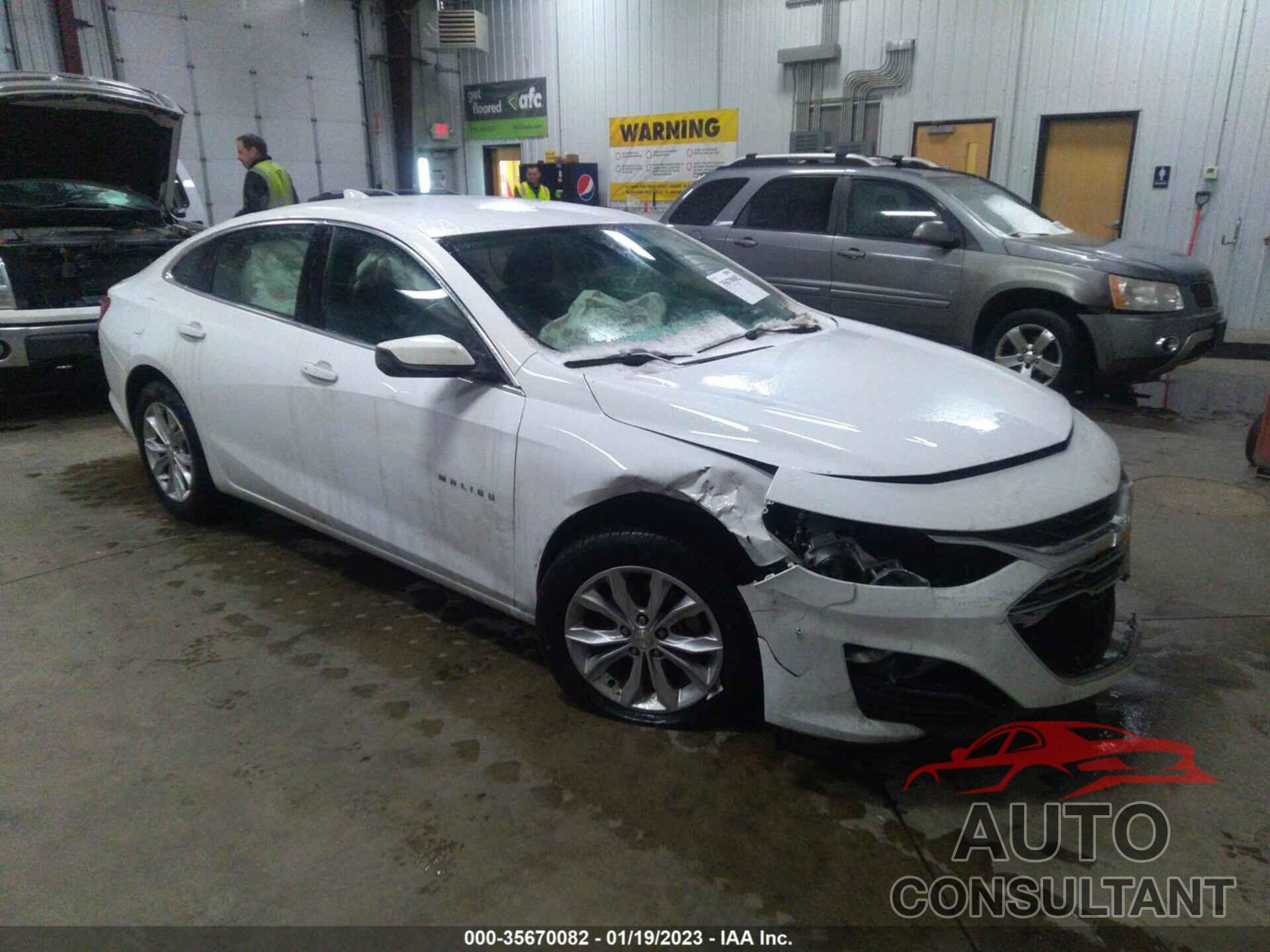 CHEVROLET MALIBU 2019 - 1G1ZD5ST0KF205438