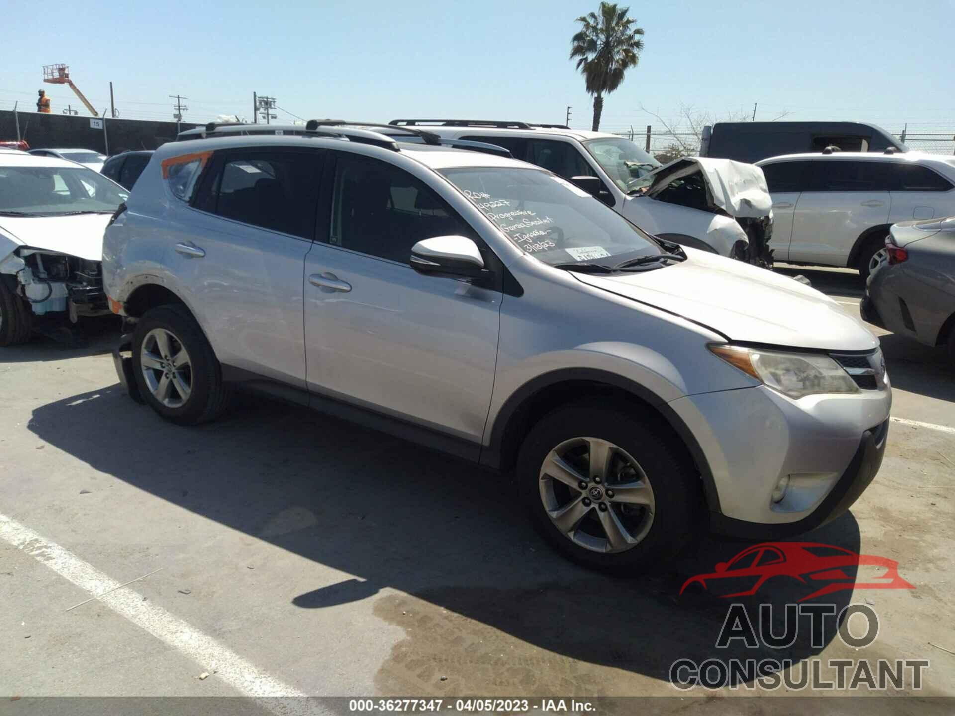 TOYOTA RAV4 2015 - JTMWFREV6FD055751