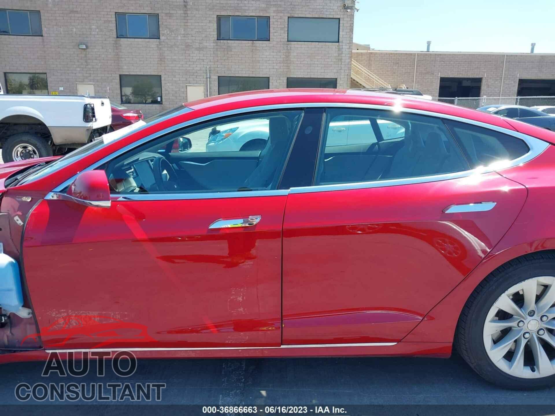 TESLA MODEL S 2017 - 5YJSA1E21HF176333
