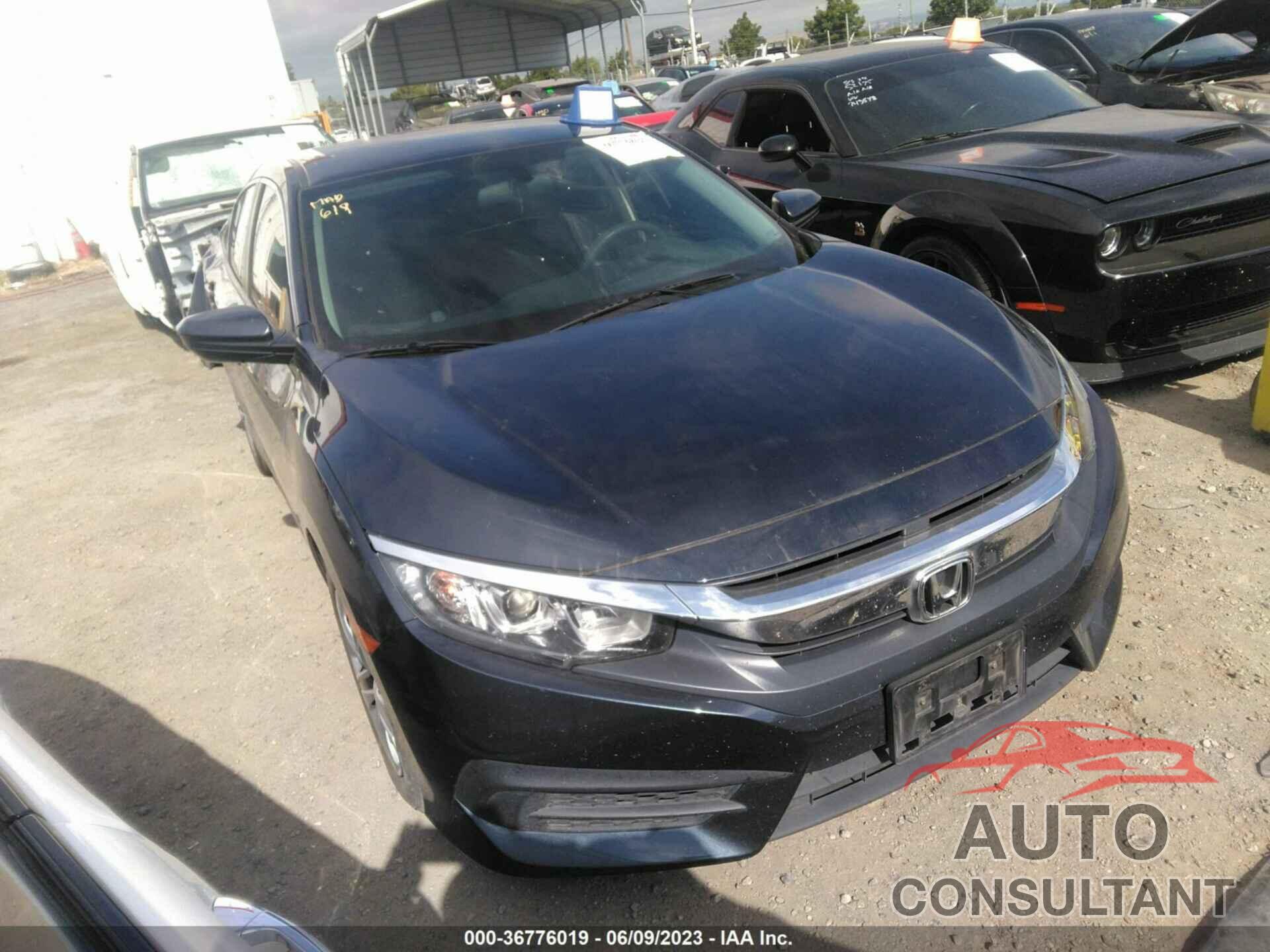 HONDA CIVIC 2017 - 2HGFC2F52HH511668