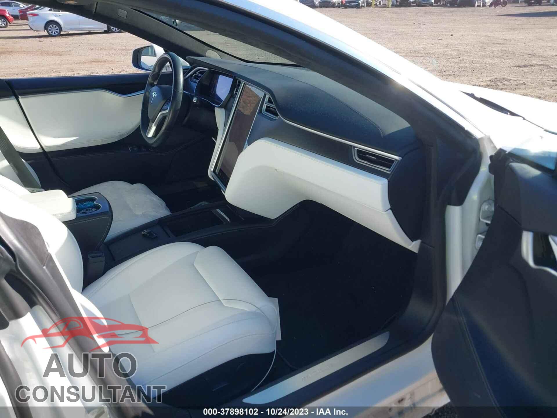 TESLA MODEL S 2017 - 5YJSA1E27HF217015