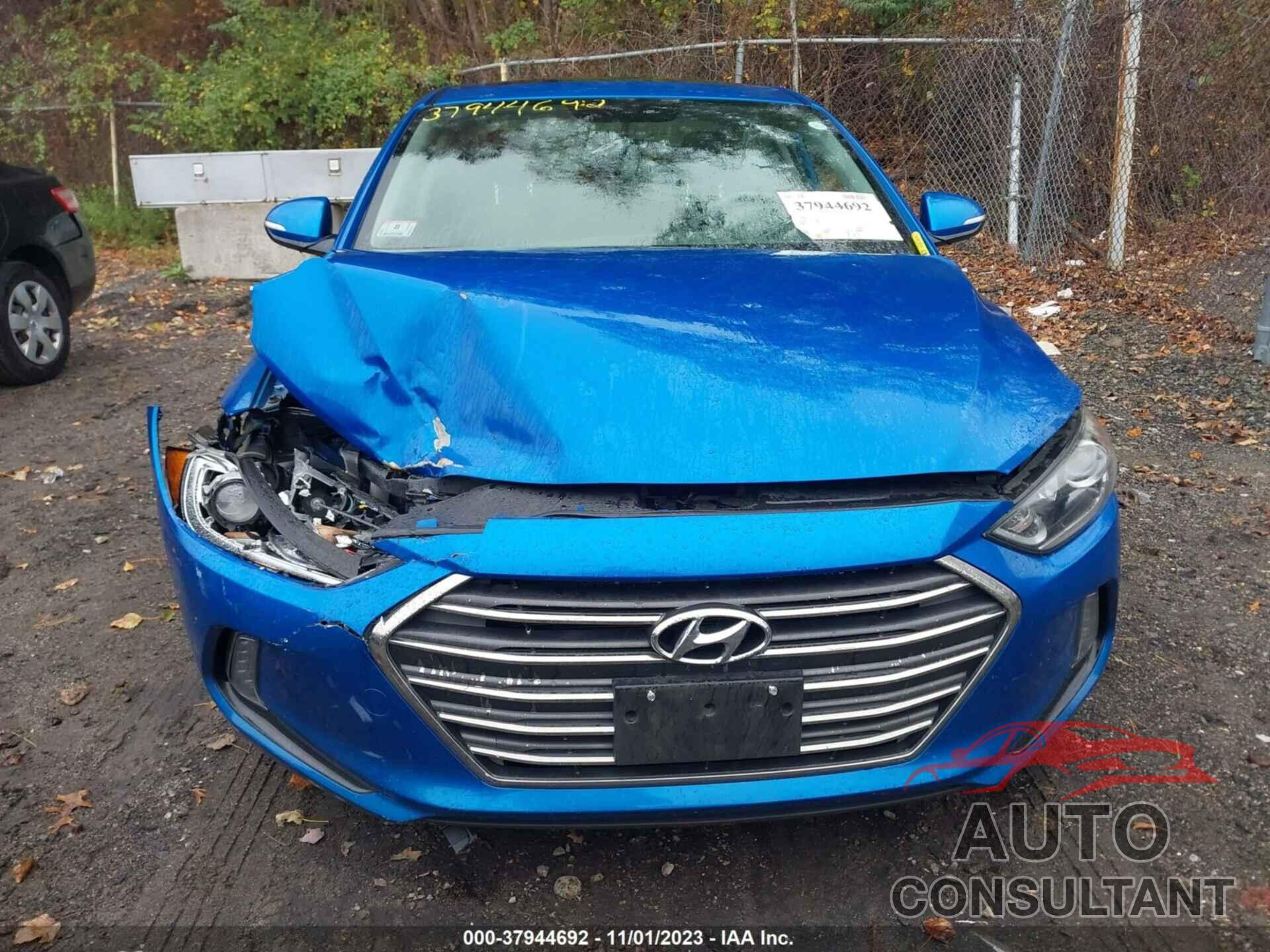 HYUNDAI ELANTRA 2017 - KMHD84LF4HU292382