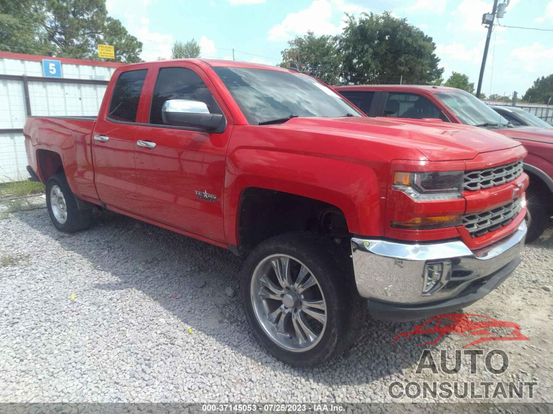 CHEVROLET SILVERADO 1500 2018 - 1GCRCPEC5JZ236229