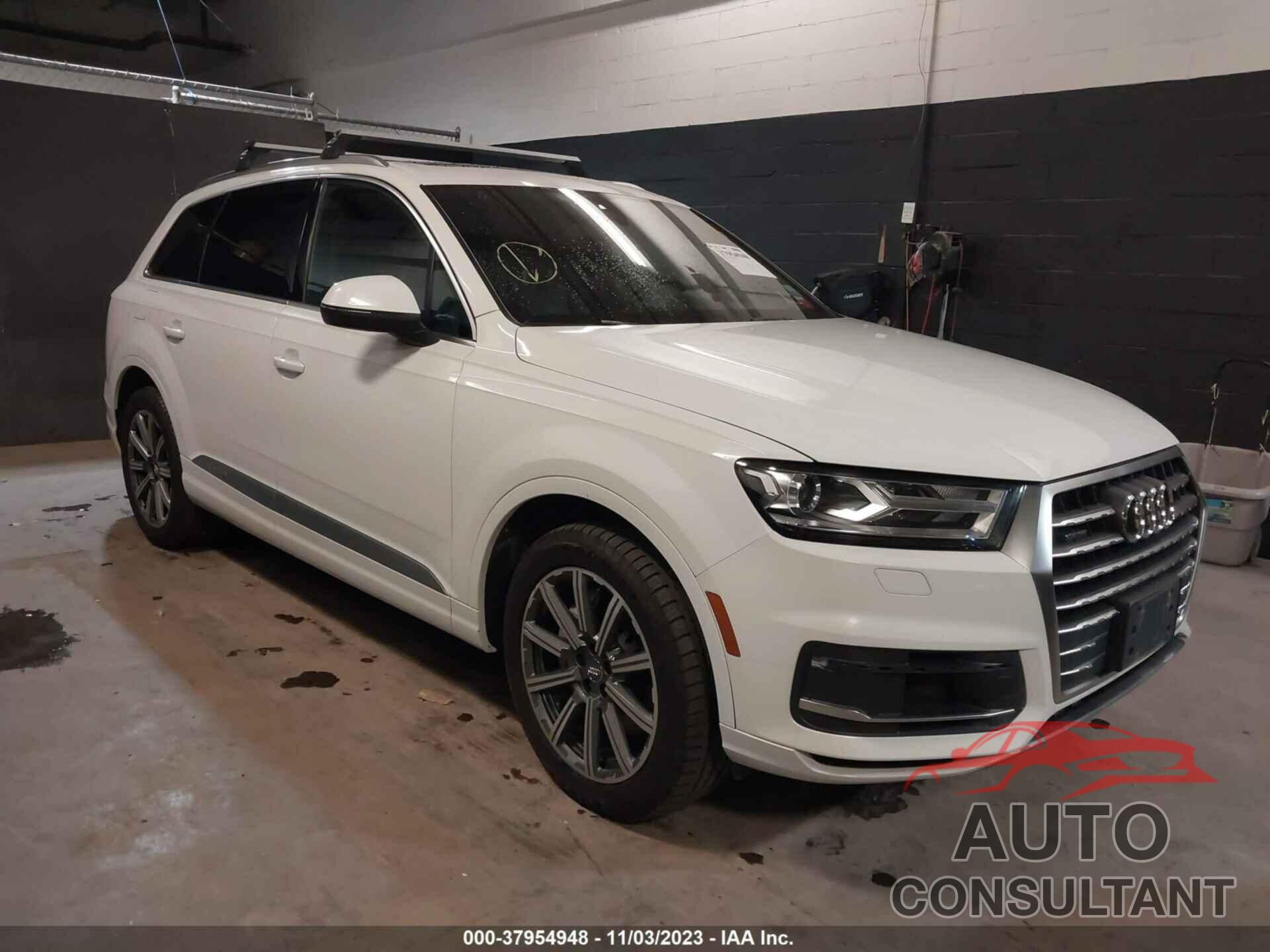 AUDI Q7 2018 - WA1LAAF73JD010708