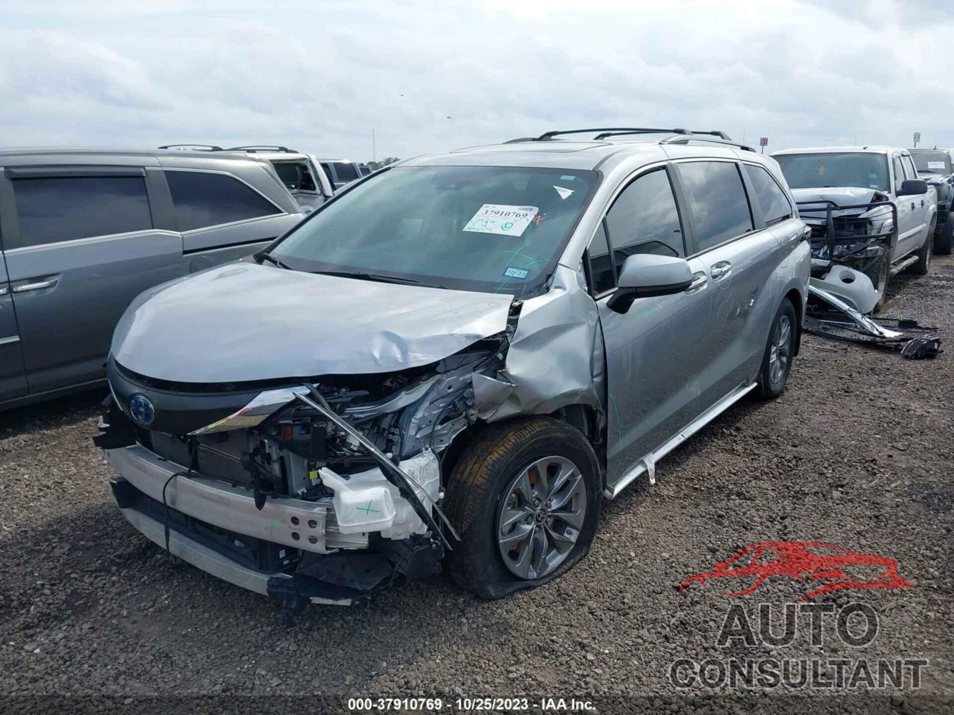 TOYOTA SIENNA 2022 - 5TDYRKECXNS078040