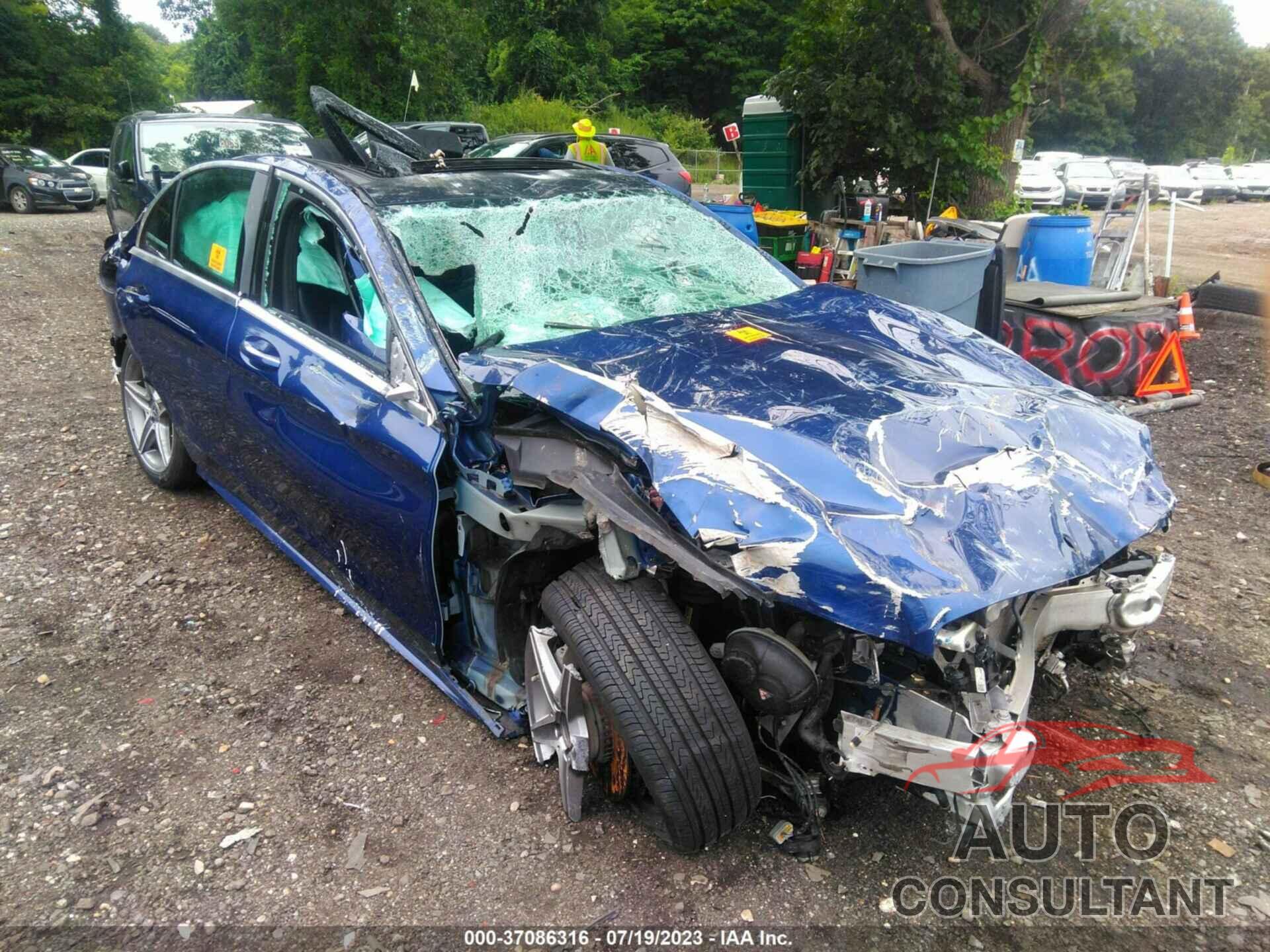 MERCEDES-BENZ C 300 2017 - 55SWF4JBXHU211833