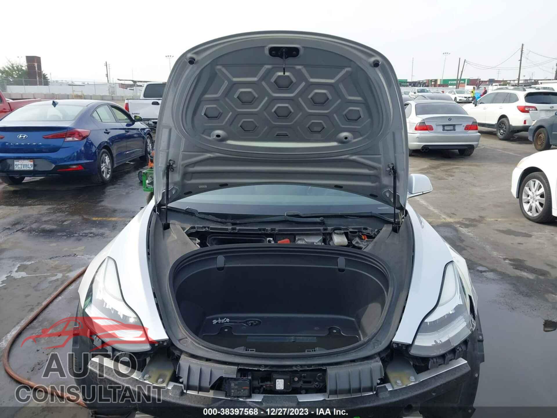 TESLA MODEL 3 2018 - 5YJ3E1EA8JF005200