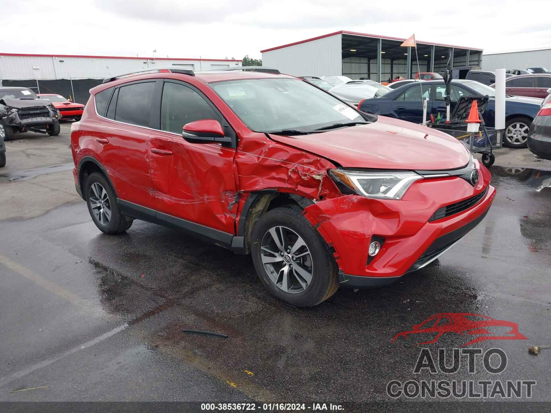 TOYOTA RAV4 2017 - JTMWFREV6HJ143817