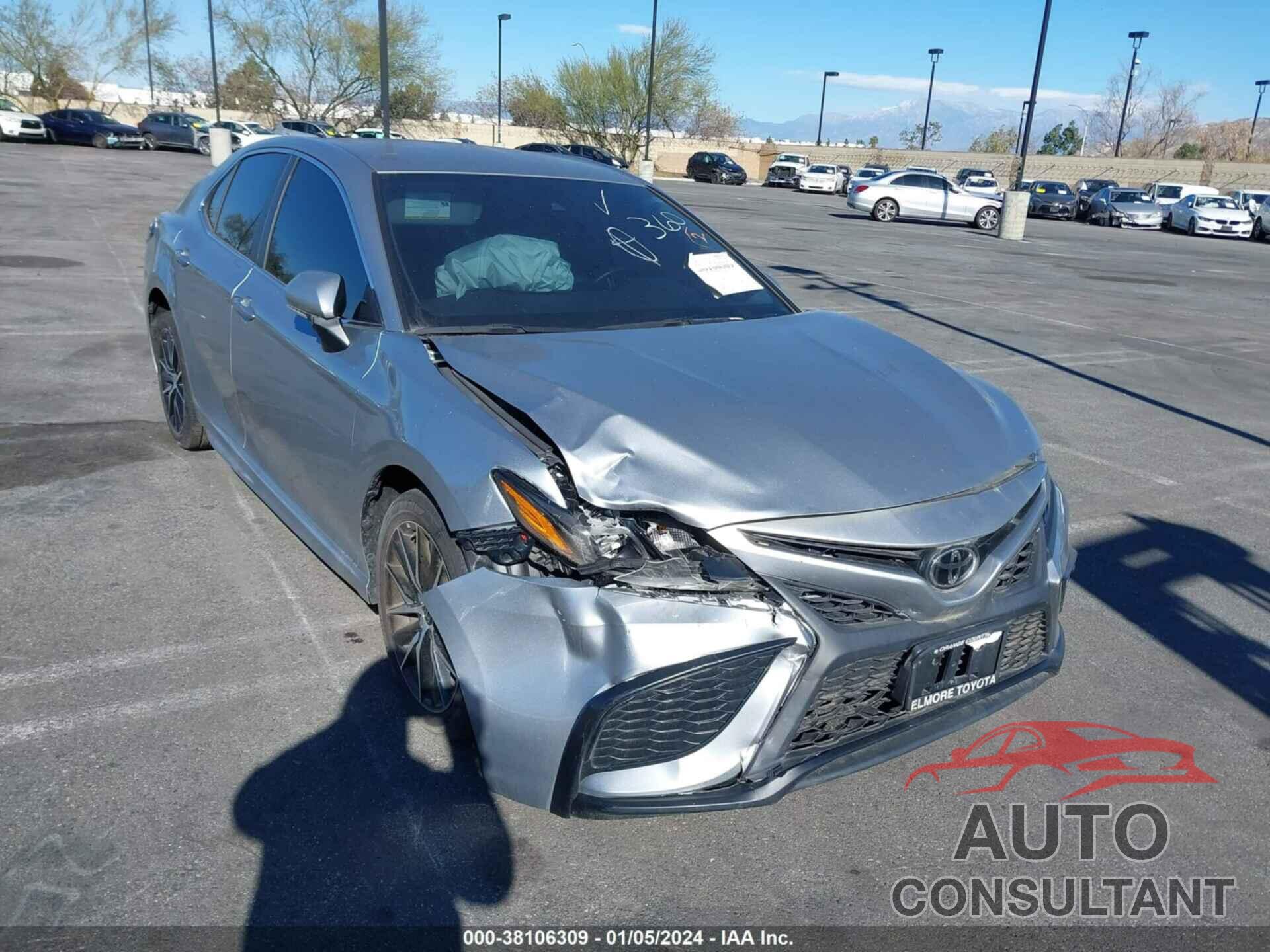 TOYOTA CAMRY 2022 - 4T1G11AK4NU633582