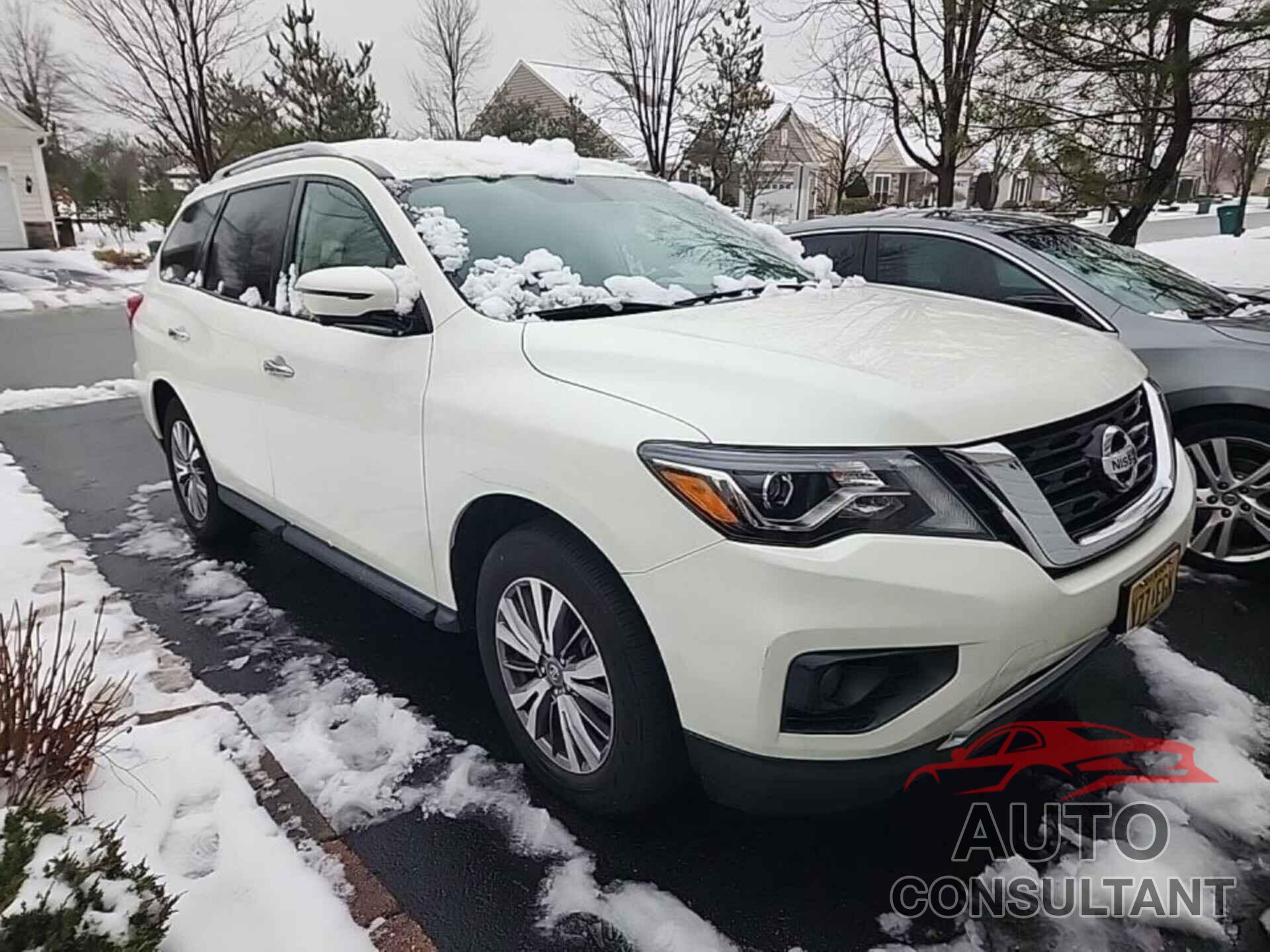 NISSAN PATHFINDER 2020 - 5N1DR2CM6LC600490