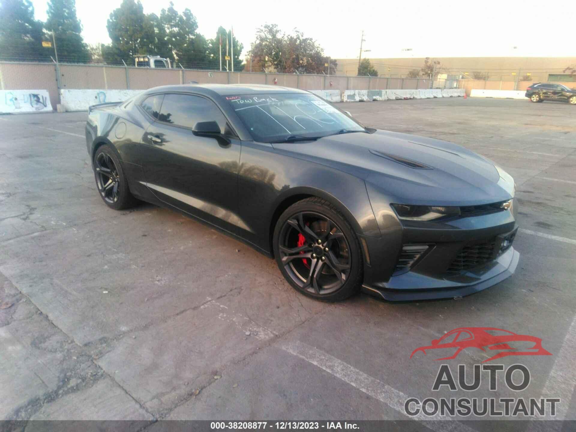 CHEVROLET CAMARO 2018 - 1G1FE1R76J0155342