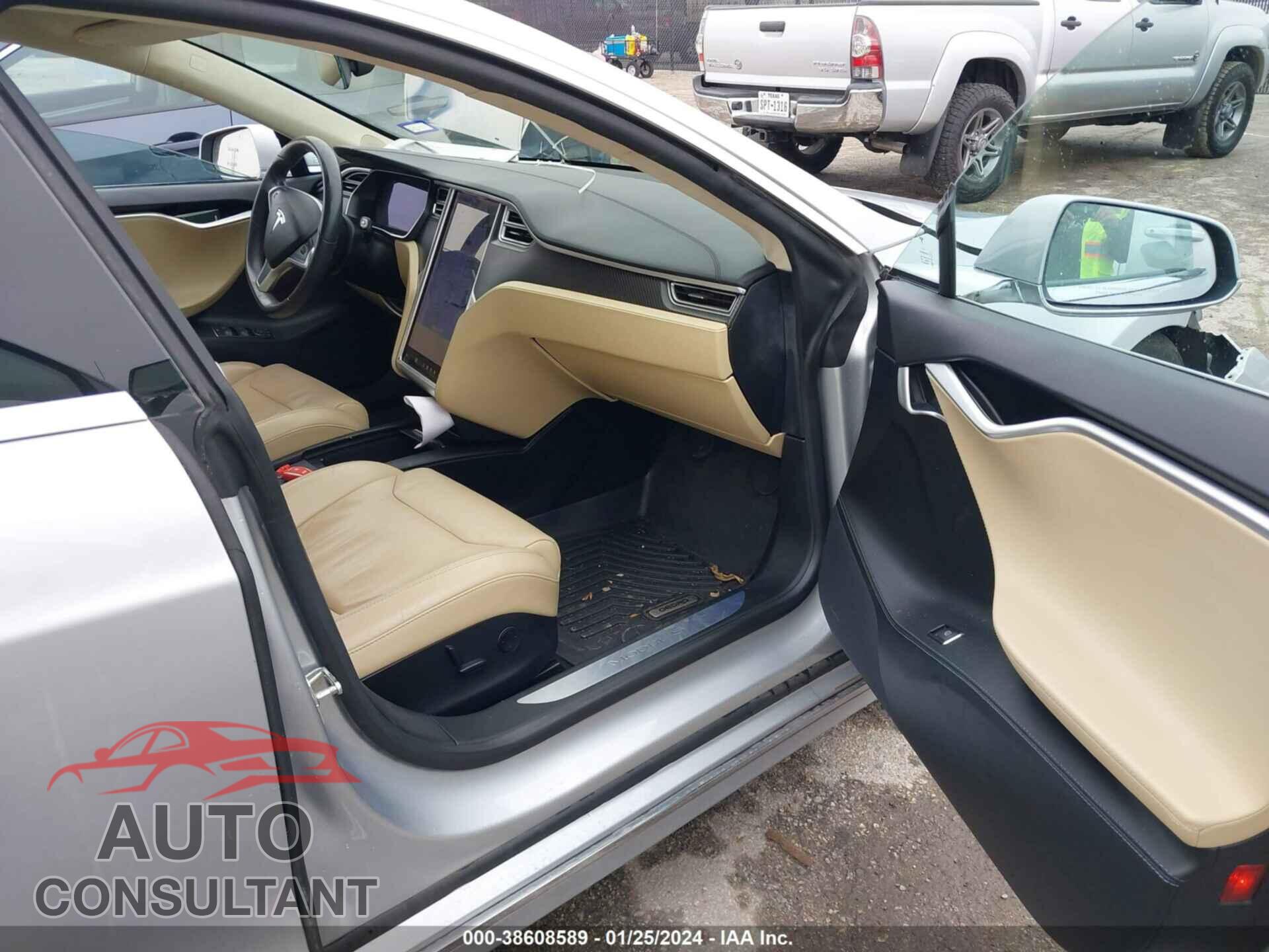 TESLA MODEL S 2017 - 5YJSA1E16HF209012