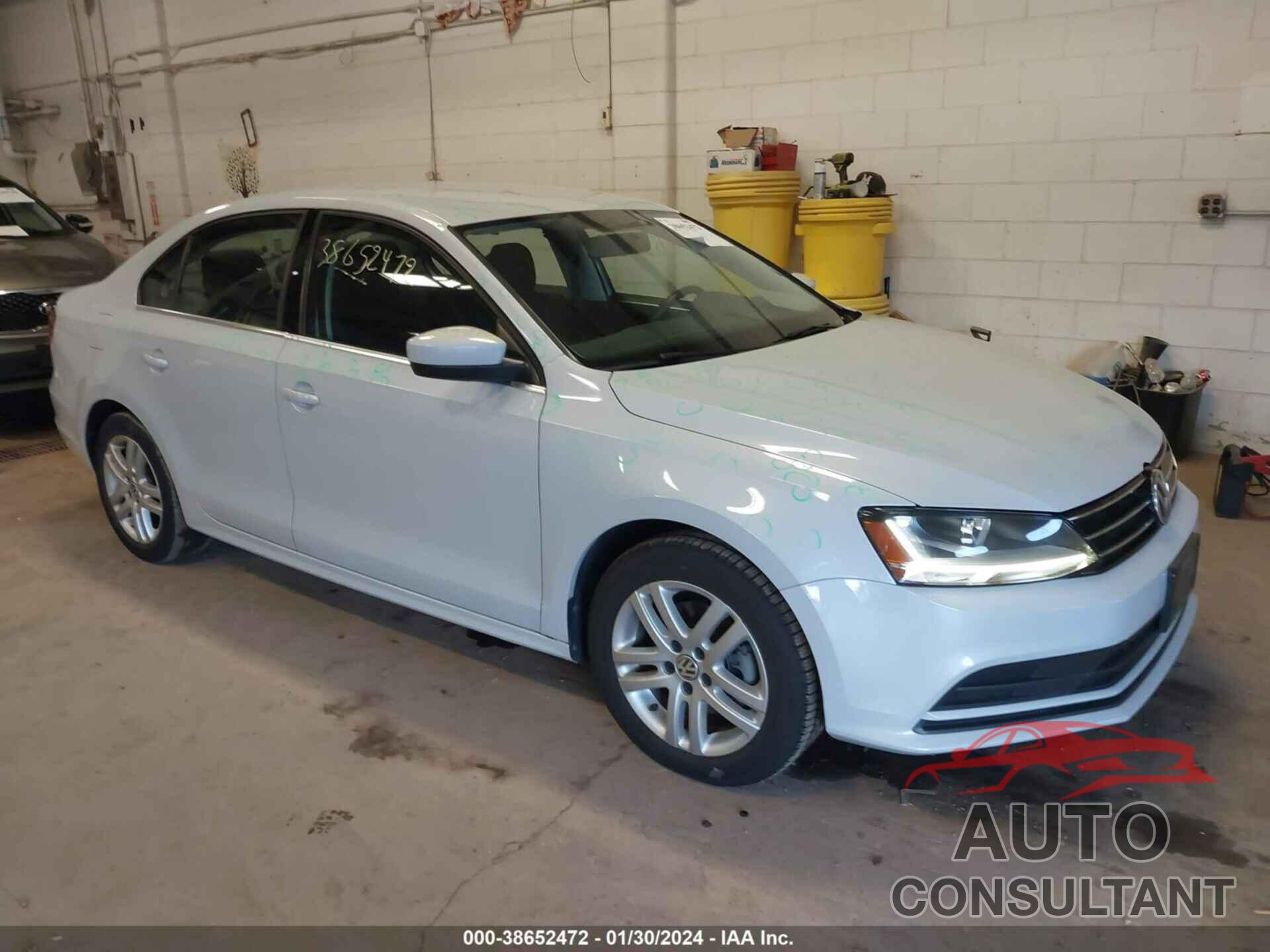 VOLKSWAGEN JETTA 2017 - 3VW2B7AJ7HM311773