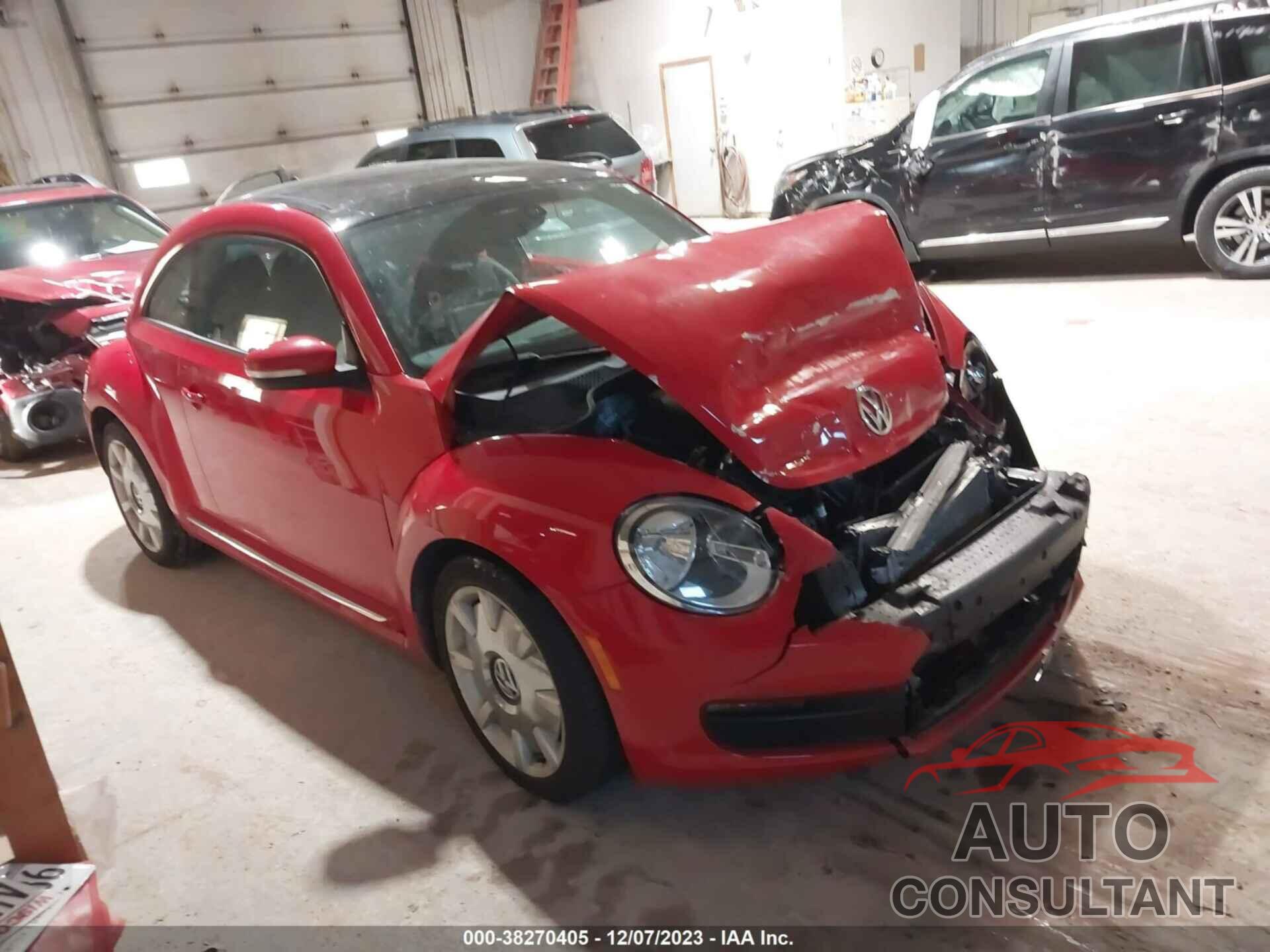 VOLKSWAGEN BEETLE 2016 - 3VWJ17AT6GM615773