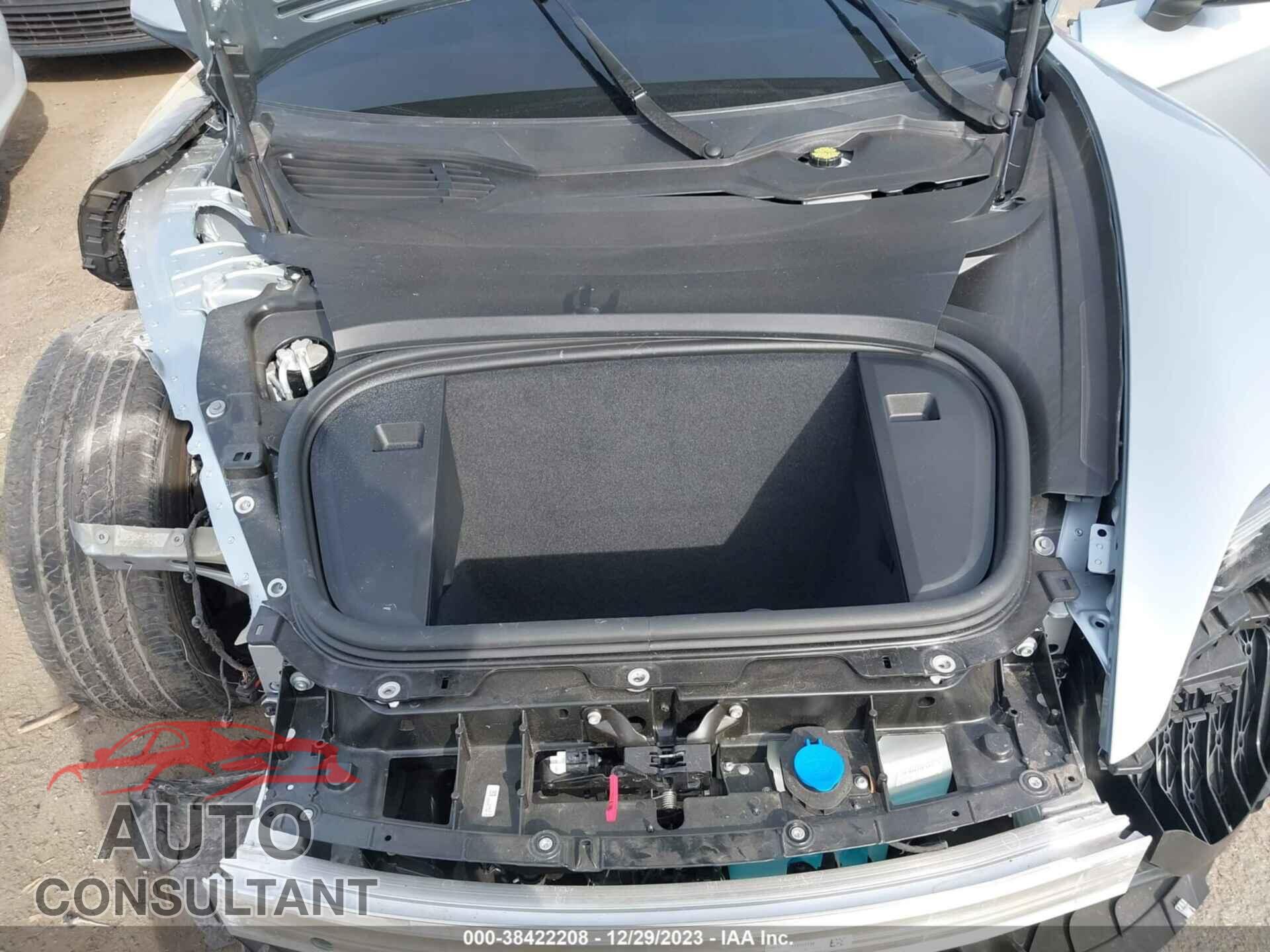 PORSCHE TAYCAN 2023 - WP0AA2Y10PSA10281