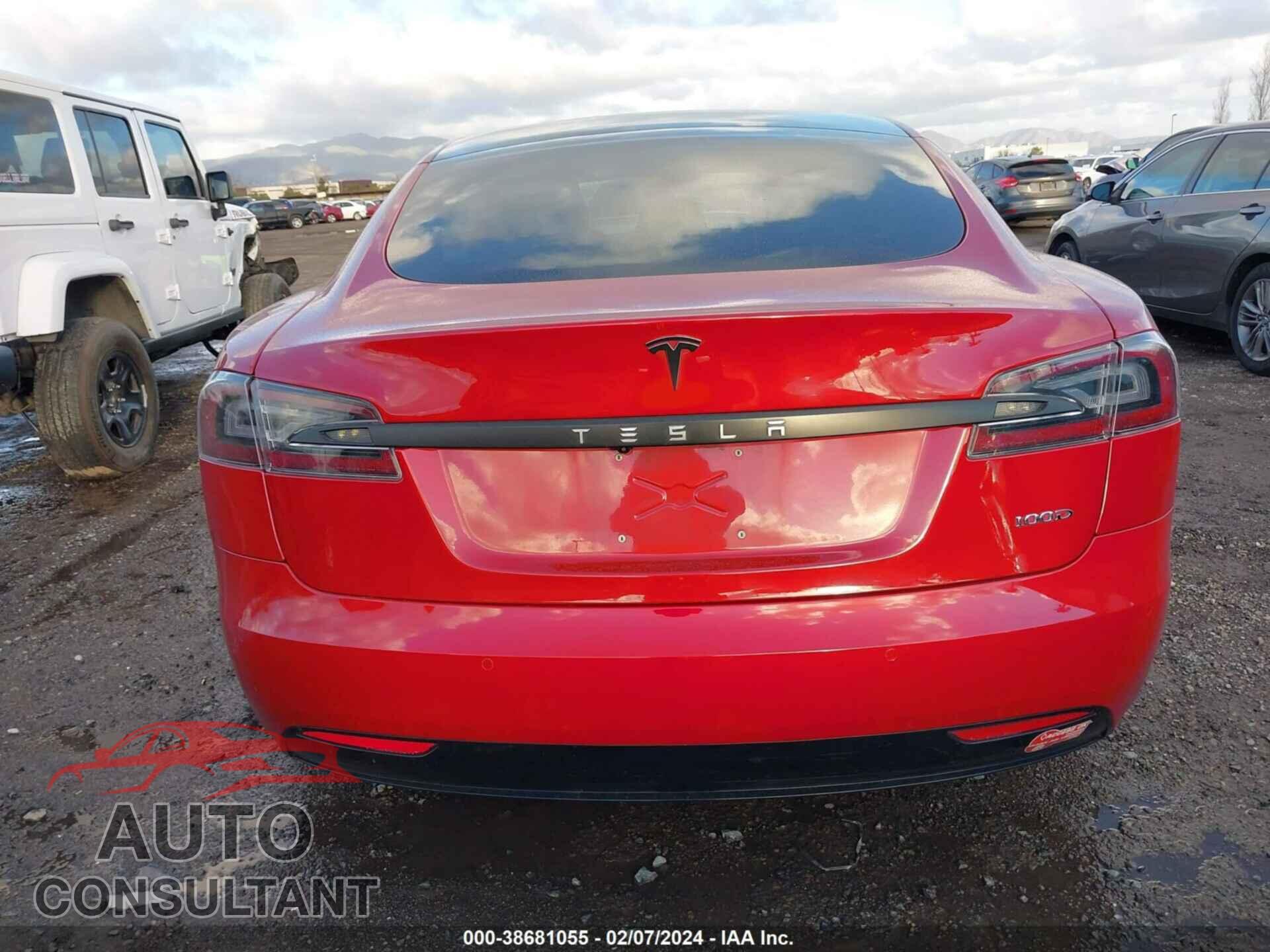 TESLA MODEL S 2017 - 5YJSA1E27HF228841