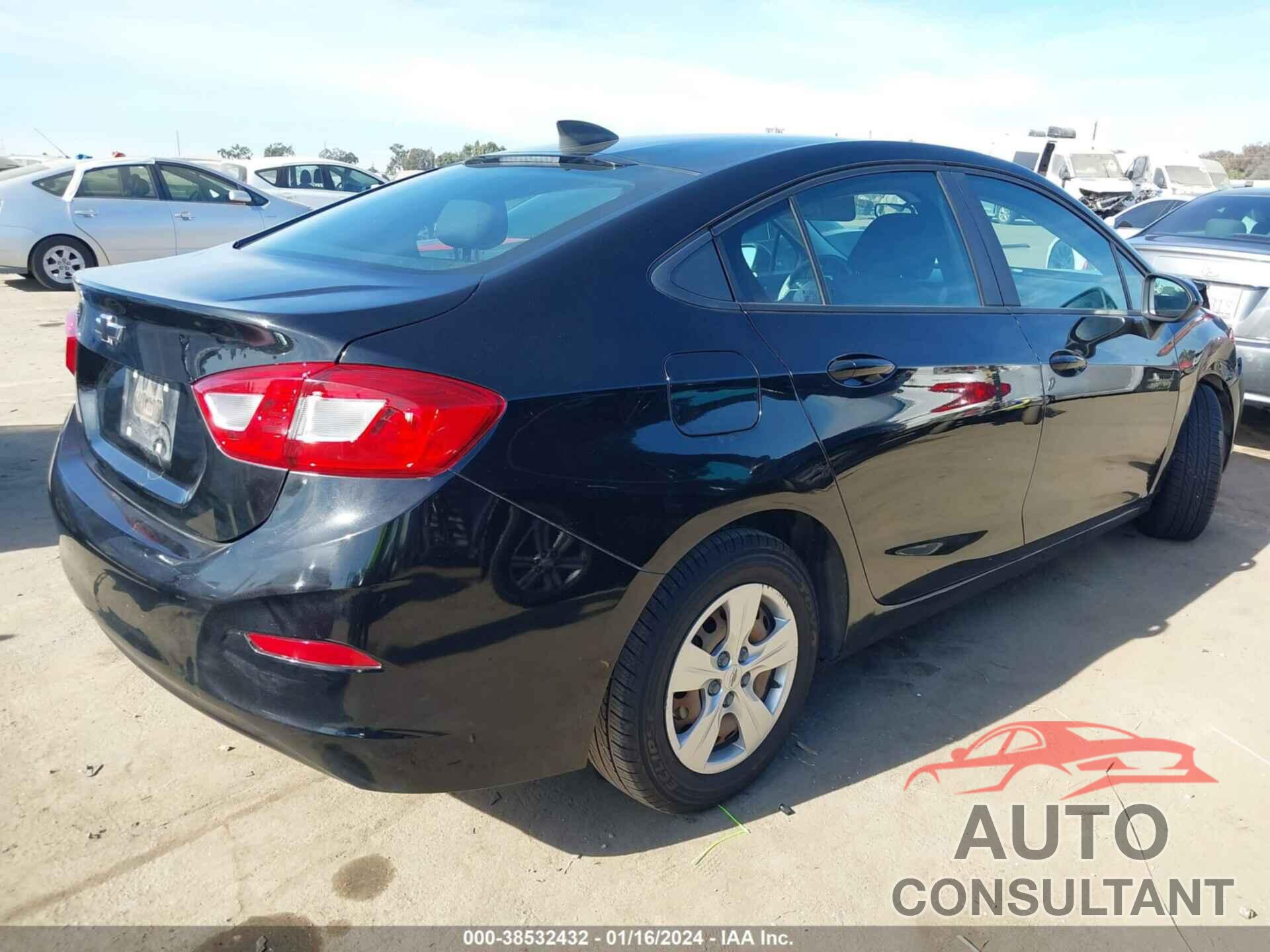 CHEVROLET CRUZE 2018 - 1G1BC5SM3J7201213