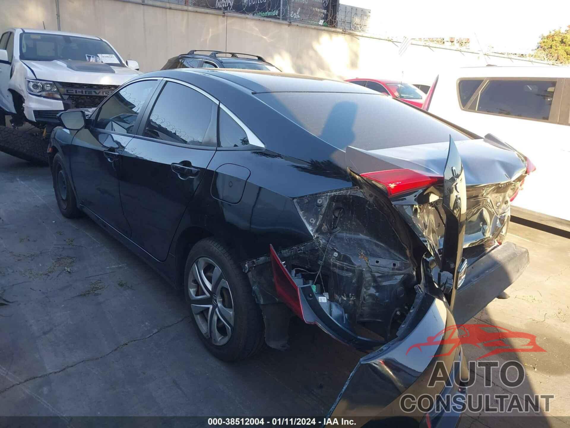 HONDA CIVIC 2018 - 2HGFC2F56JH604859