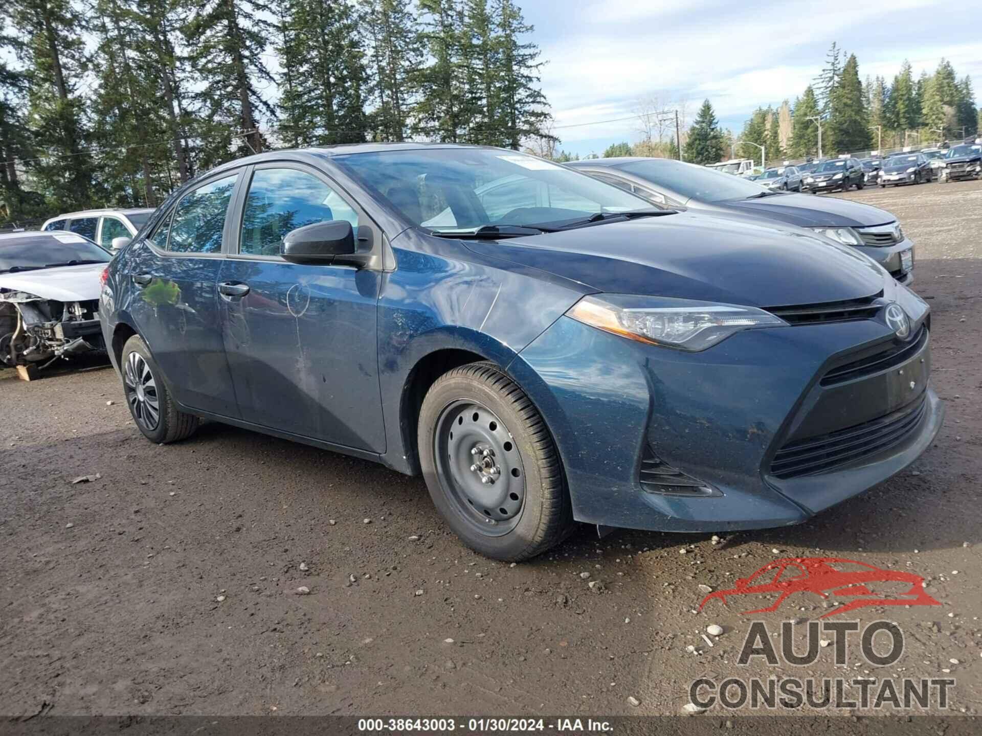TOYOTA COROLLA 2018 - 2T1BURHEXJC121000