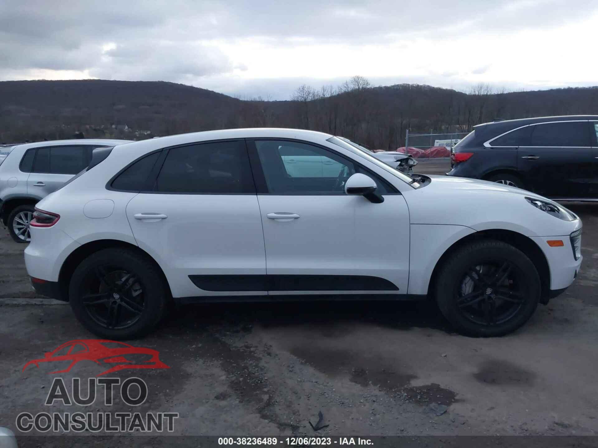 PORSCHE MACAN 2016 - WP1AB2A51GLB48024