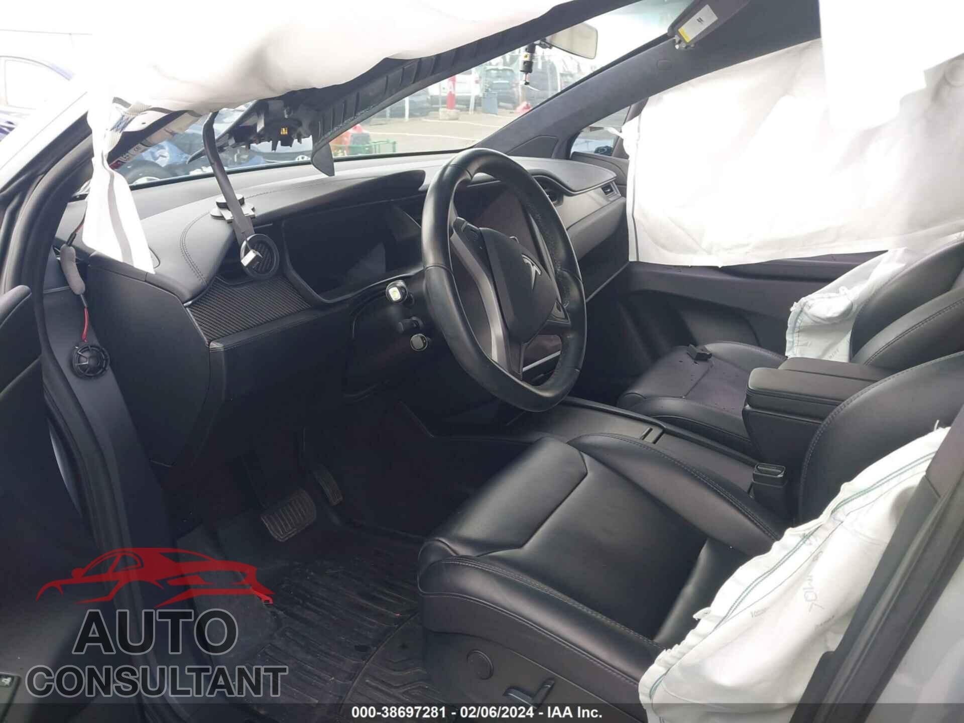 TESLA MODEL X 2018 - 5YJXCBE2XJF115817