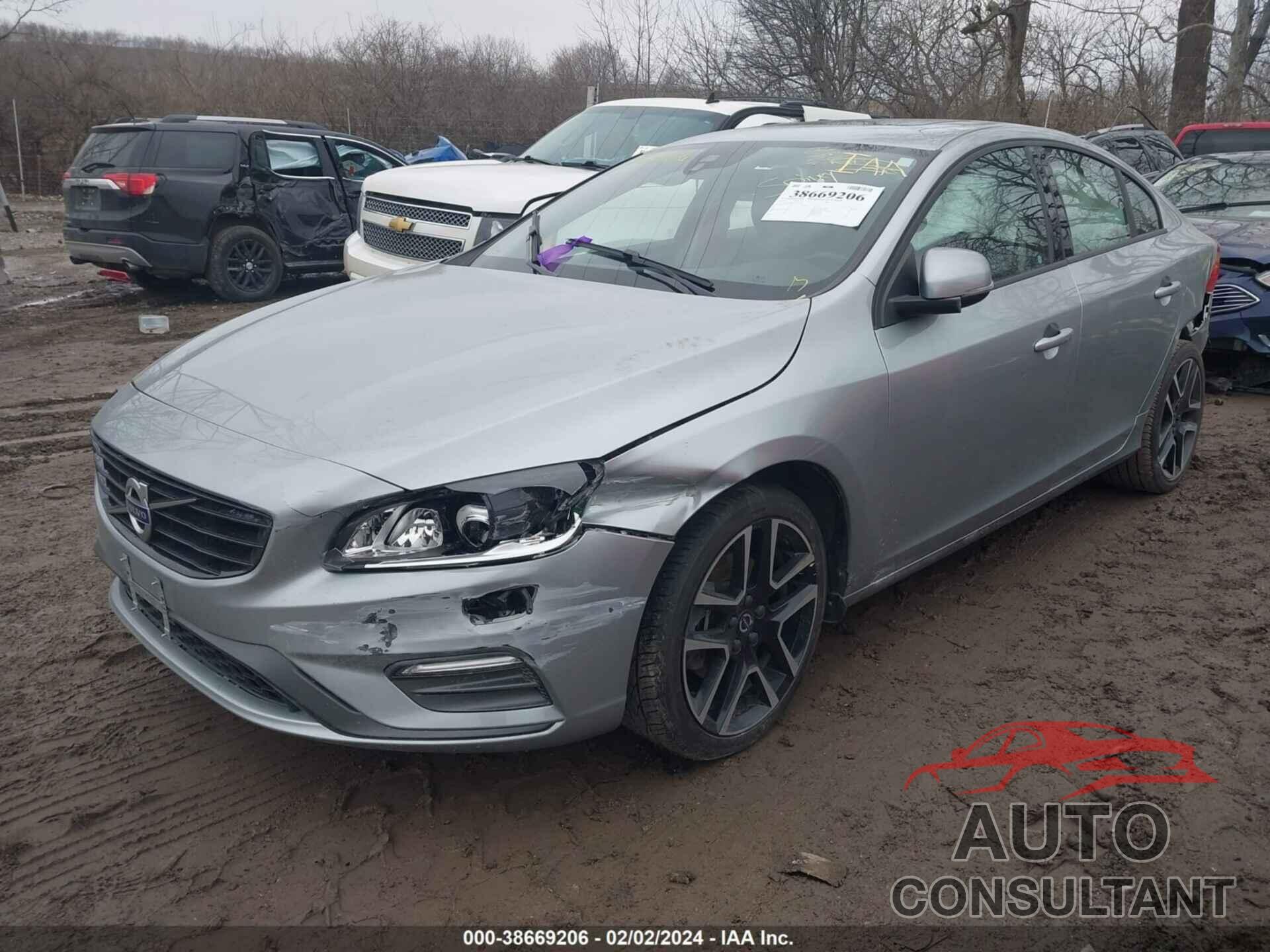 VOLVO S60 2018 - YV126MFL5J2454244